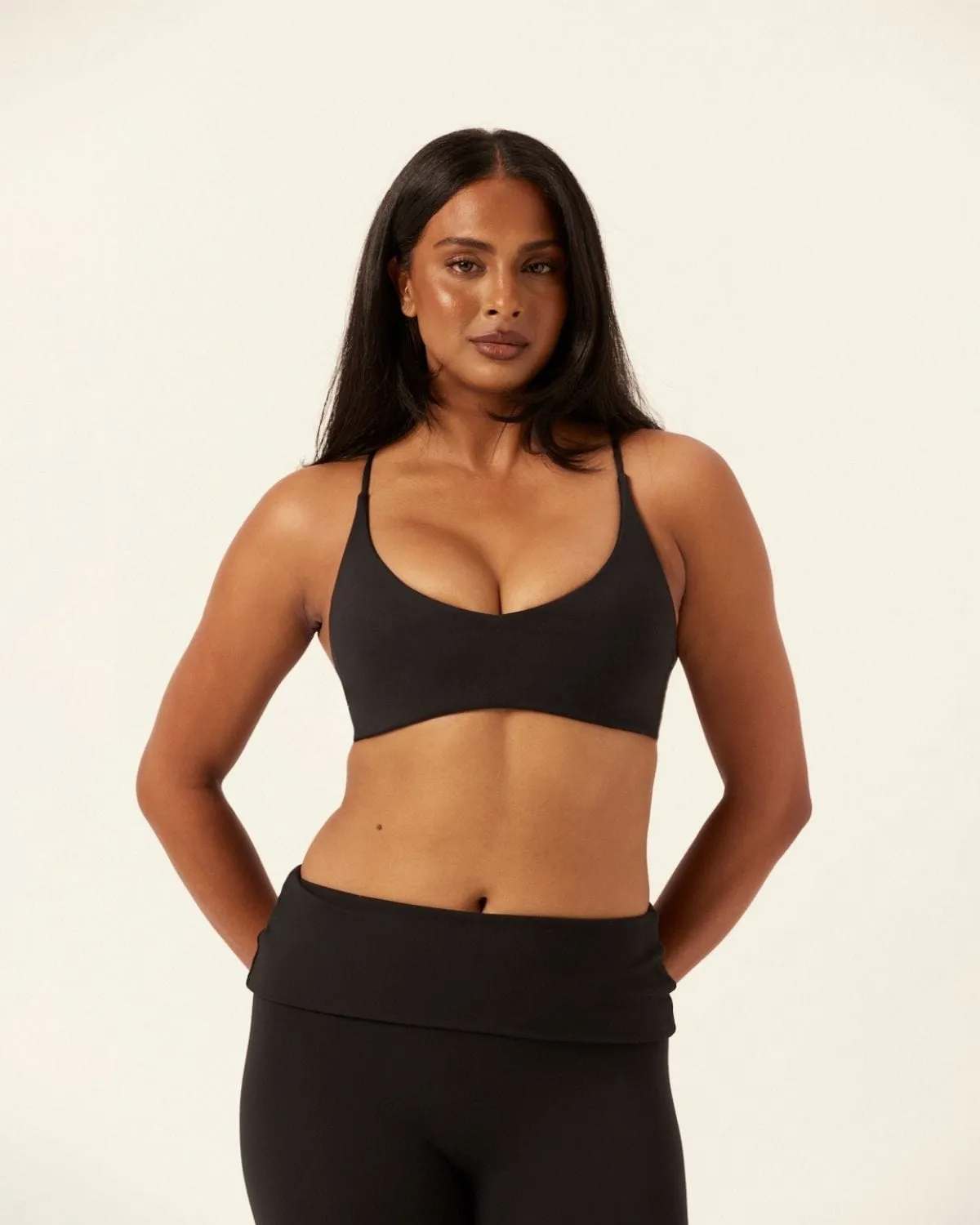 Form Hailey Crop | Black sold by CSB product image thumbnail 4