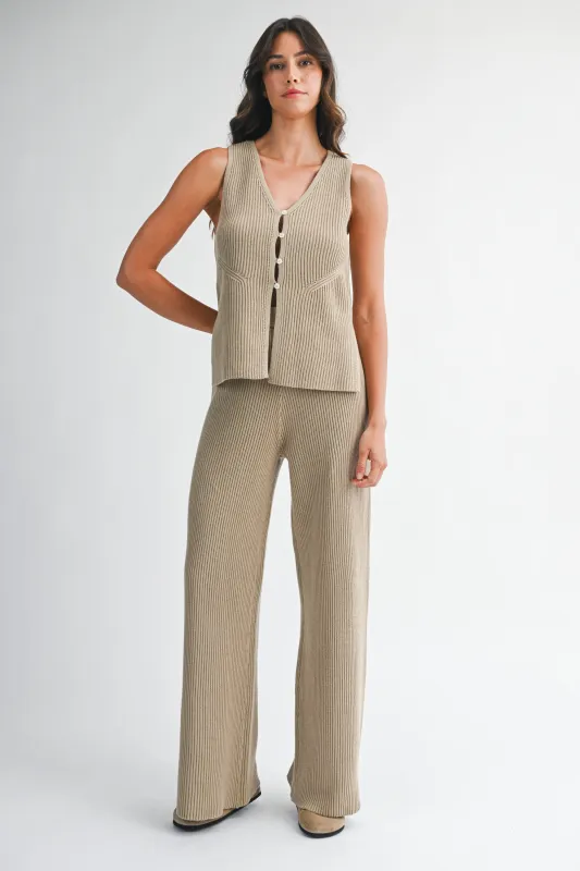 FIORELLA SLIT SWEATER VEST PANTS SET made by MABLE