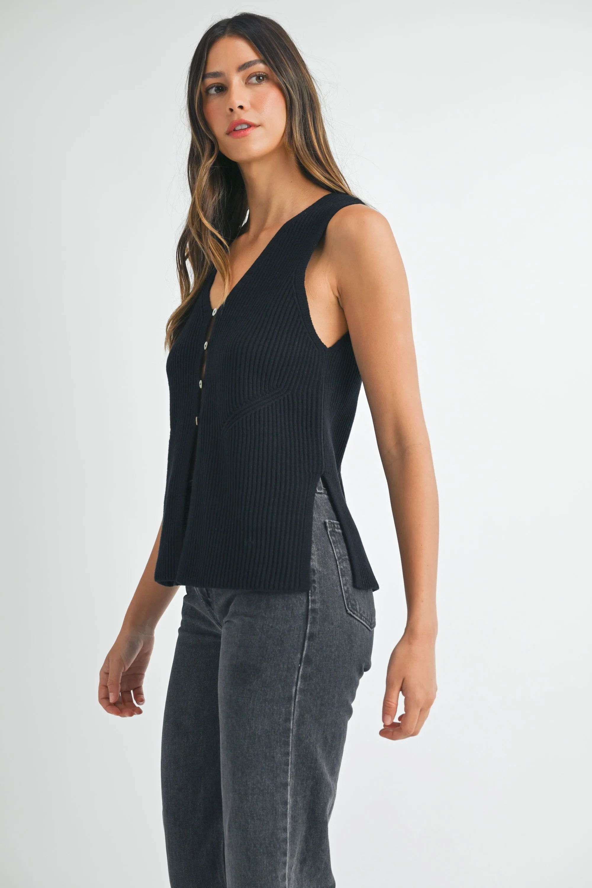 GRISELDA SIDE SLITS SWEATER VEST sold by MABLE product image thumbnail 2