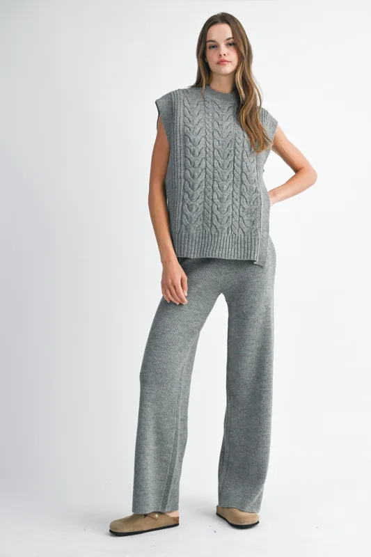 RAON SIDE OPEN CABLE KNITTED LONG PANTS SET made by MABLE