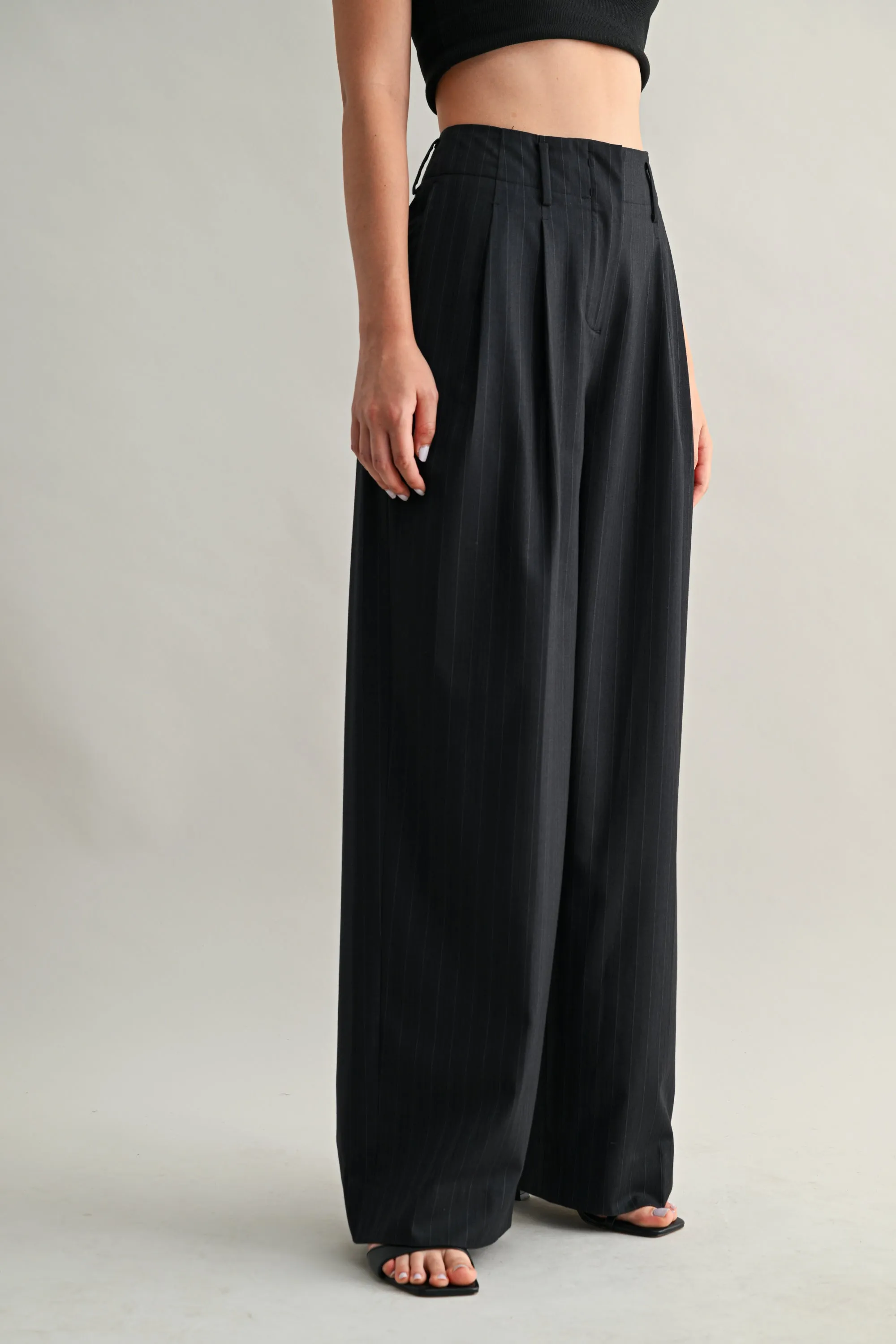 EMILIA MID-RISE PINTUCK STRAIGHT SUIT PANTS sold by MABLE product image thumbnail 5