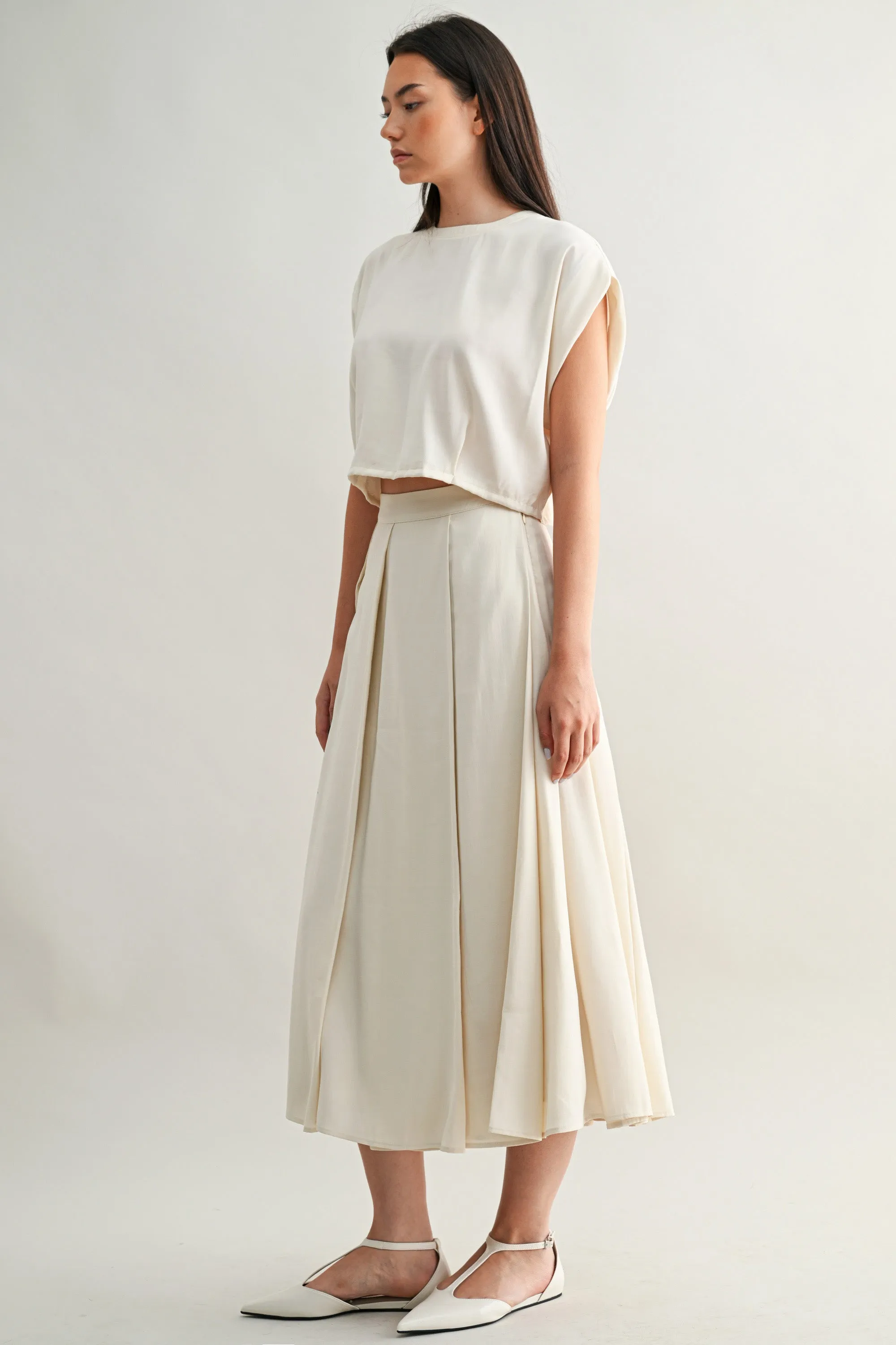 ANAIS PLEAT DETAIL CROP TOP AND MIDI SKIRT SET sold by MABLE product image thumbnail 4