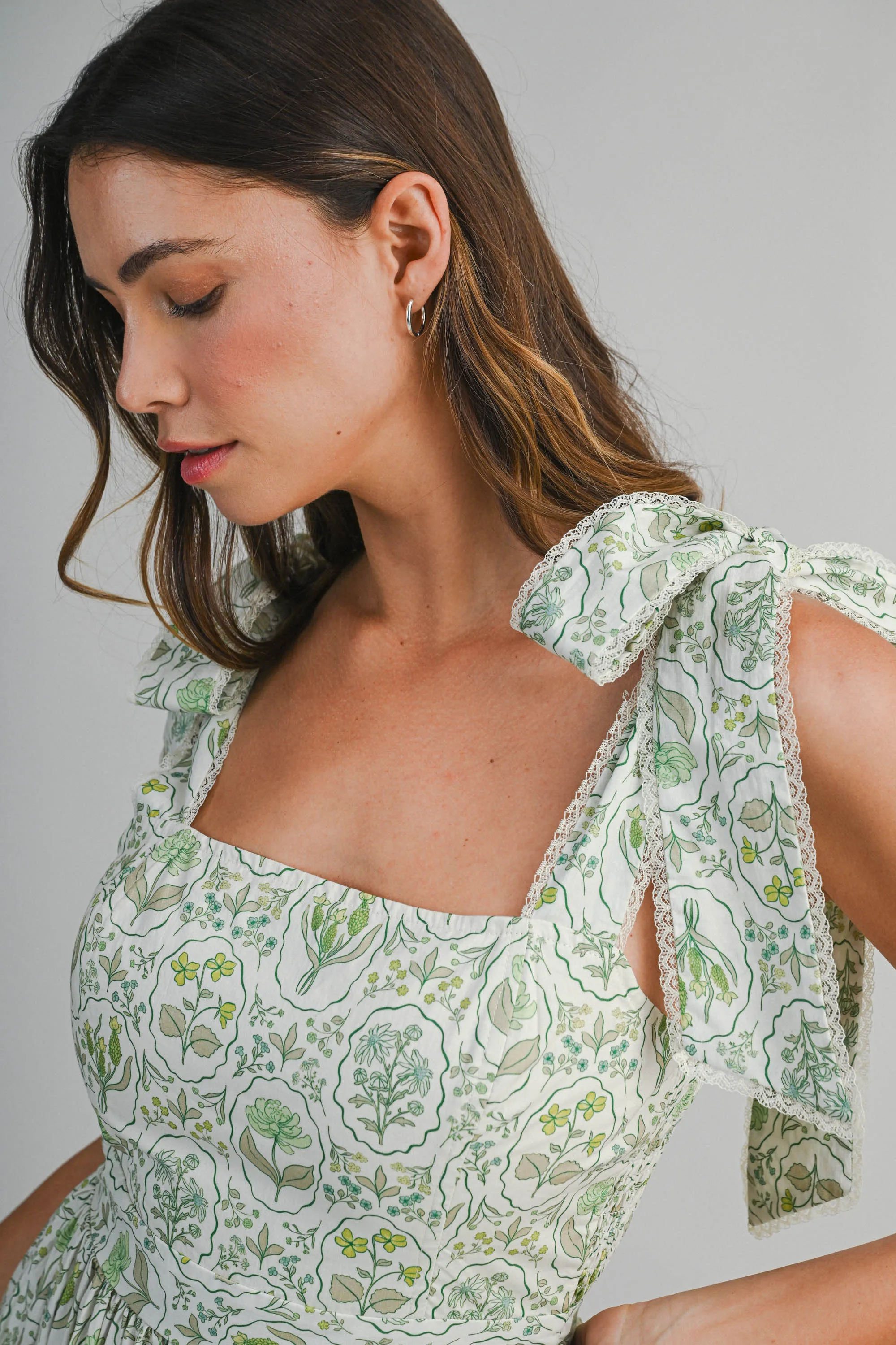 JULIET PRINTED SHOULDER TIE MIDI DRESS sold by MABLE product image thumbnail 4