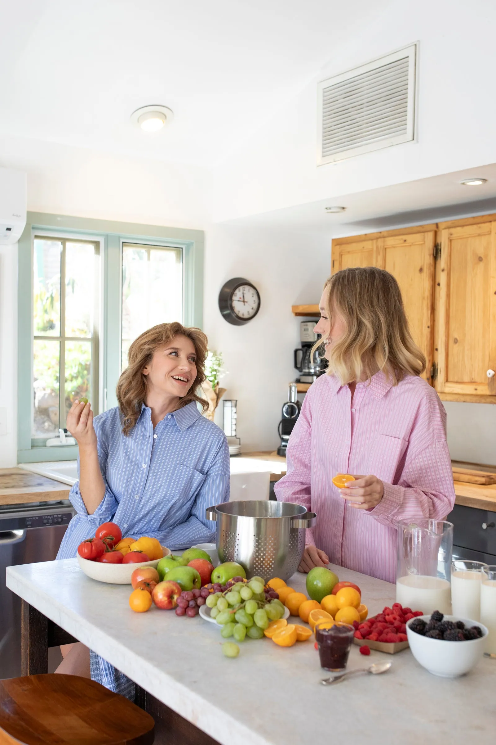 Dillon Top sold by Things Between product image thumbnail 2