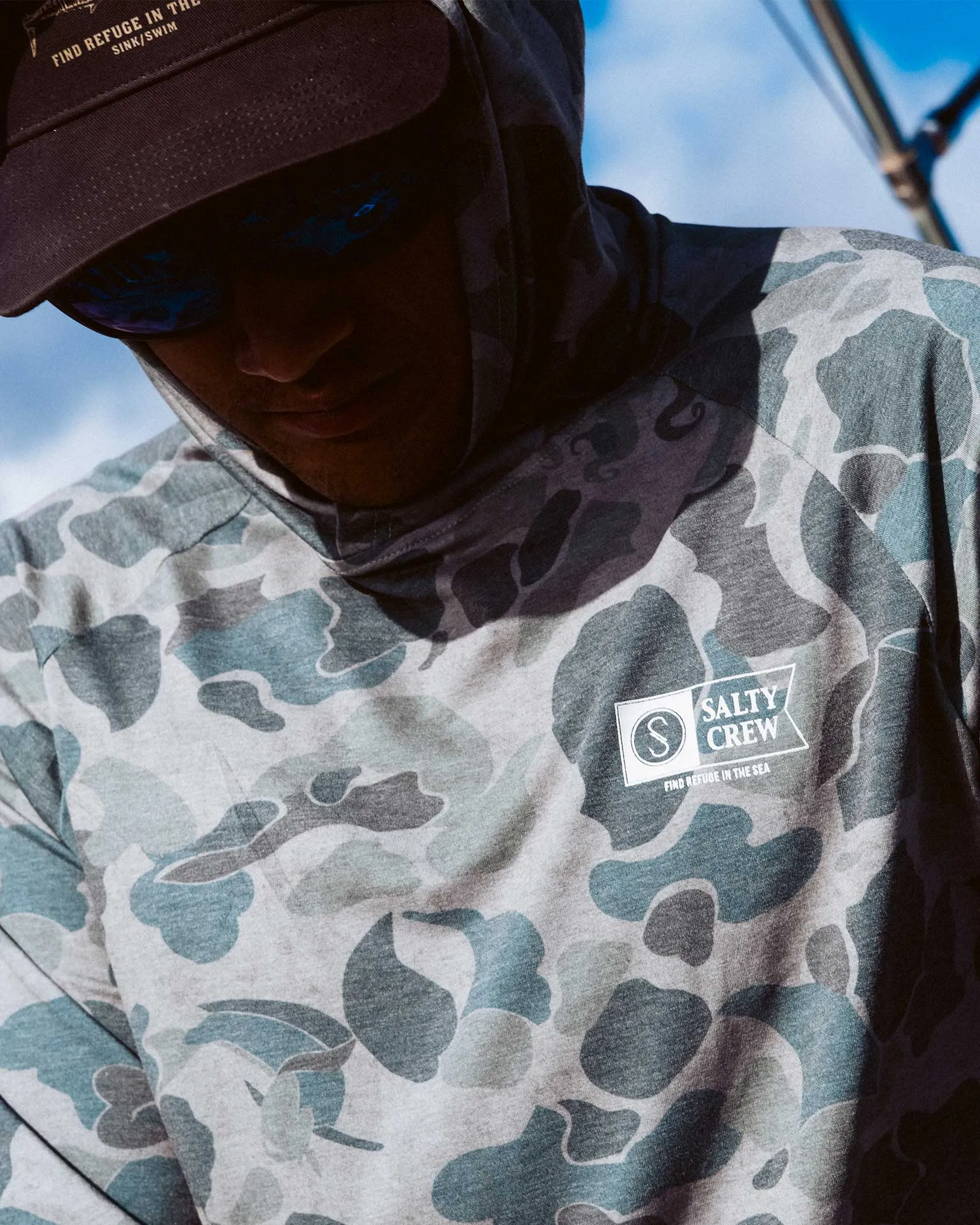 Mariner Lite UV Hoodie - Sand Camo sold by Salty Crew product image thumbnail 3