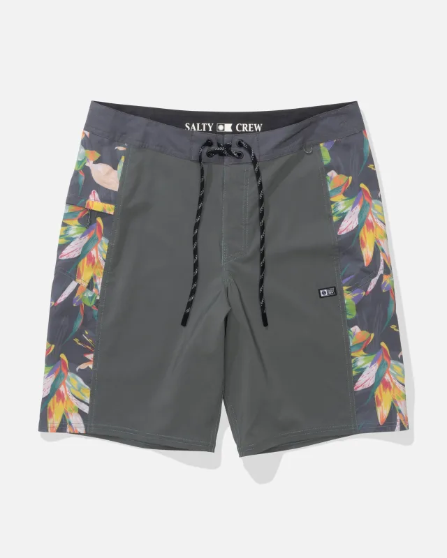Flagship 20" Boardshort - Washed Green made by Salty Crew
