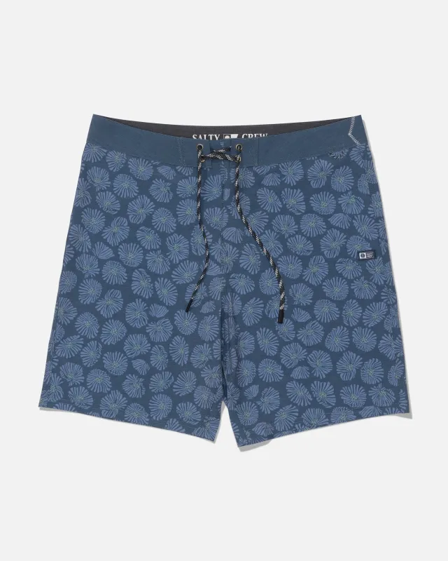 Crew 19" Boardshort - Hitch Blue made by Salty Crew