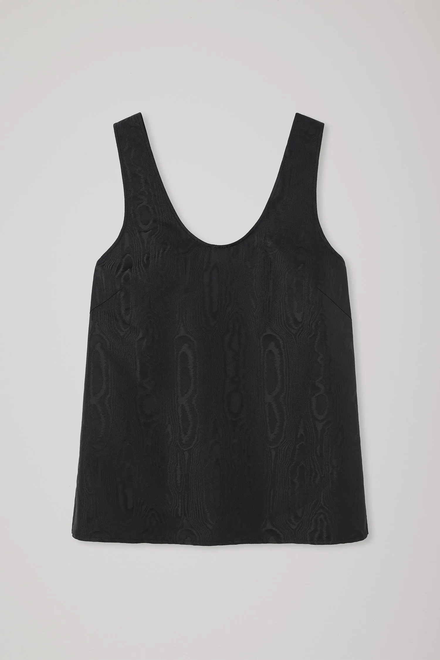 The Sutton Tank sold by A.EMERY product image thumbnail 5