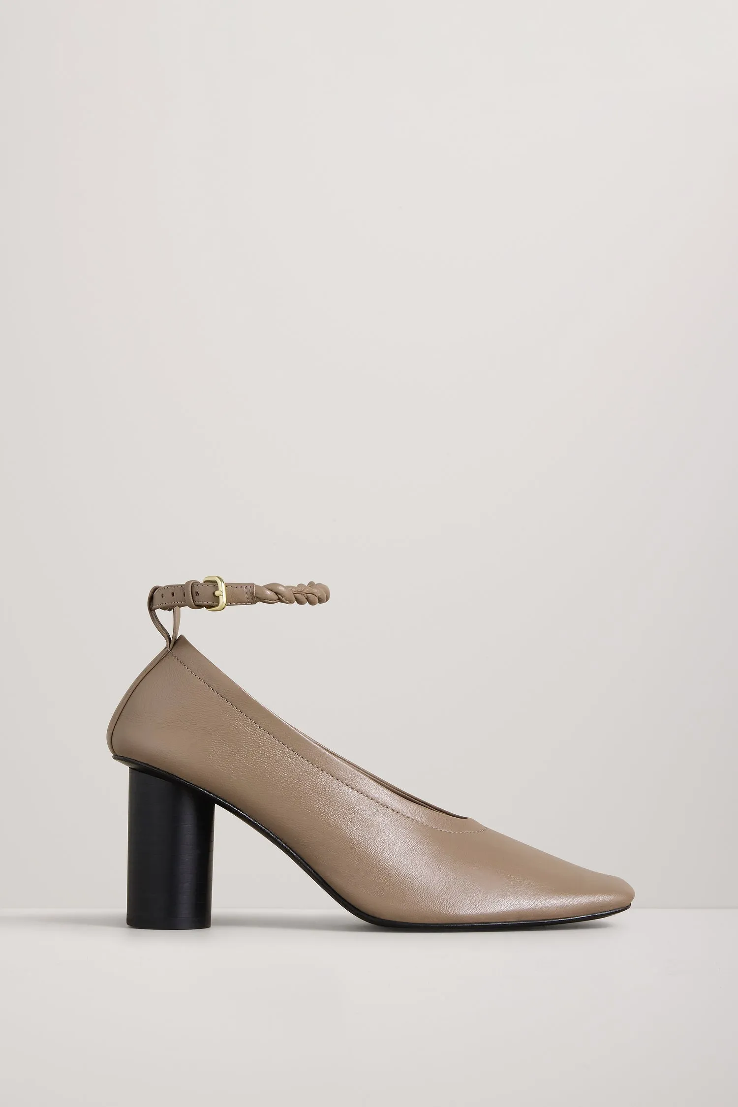 The Amos Heel sold by A.EMERY