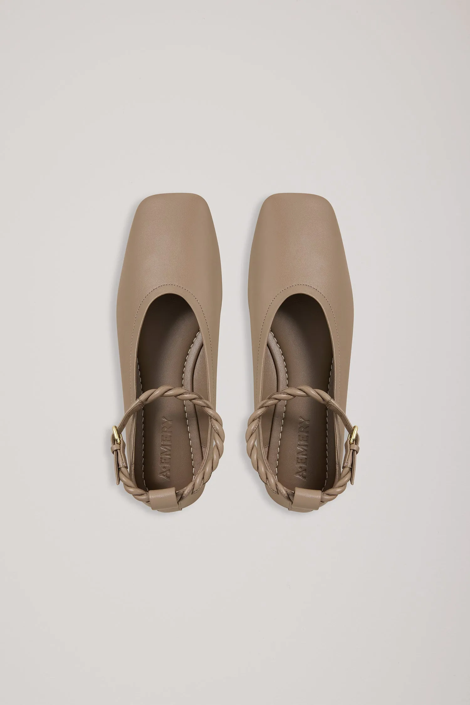 The Steele Flat sold by A.EMERY product image thumbnail 3