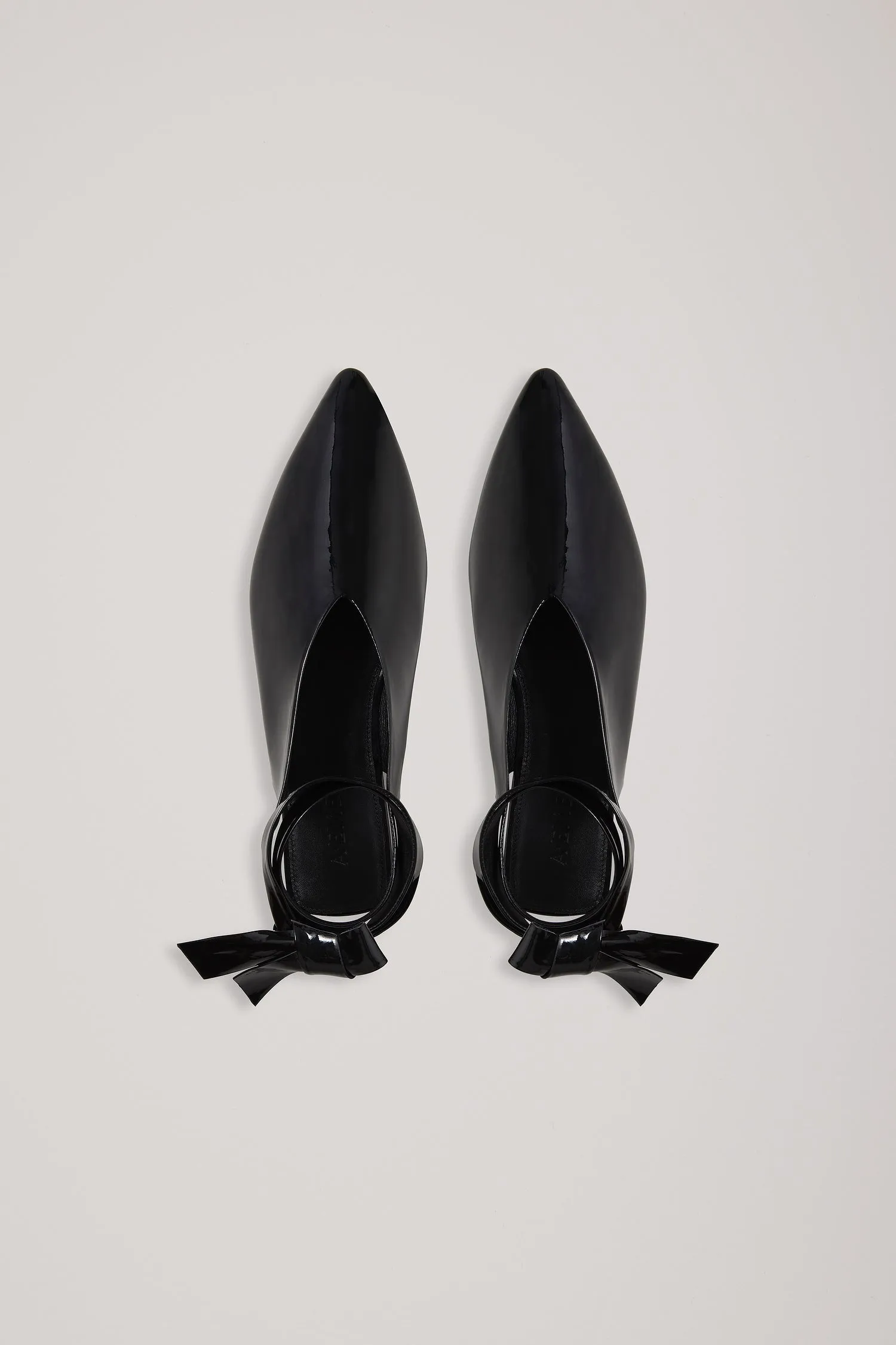 The Maude Flat sold by A.EMERY product image thumbnail 3