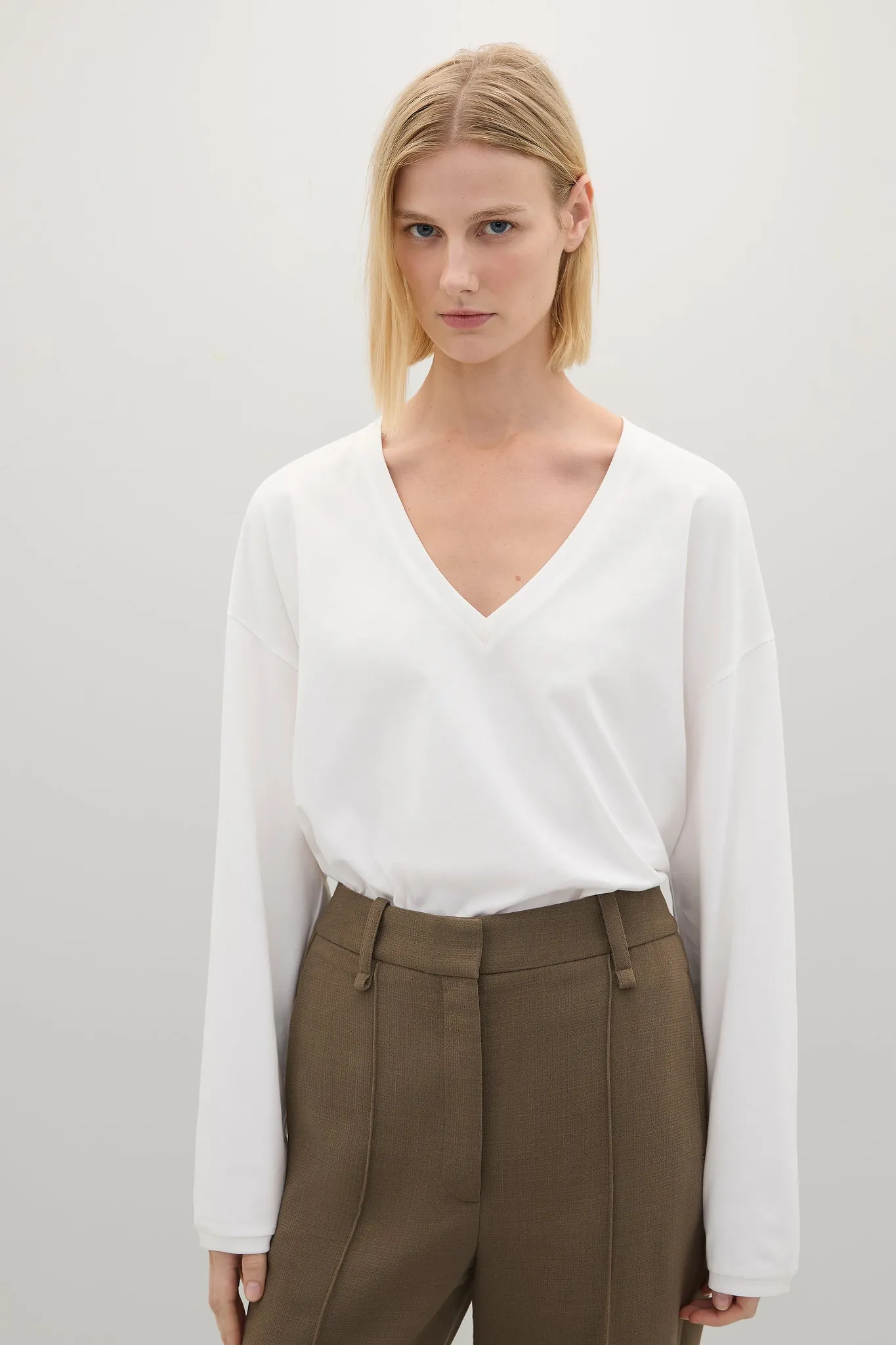 The Persey Top sold by A.EMERY product image thumbnail 2