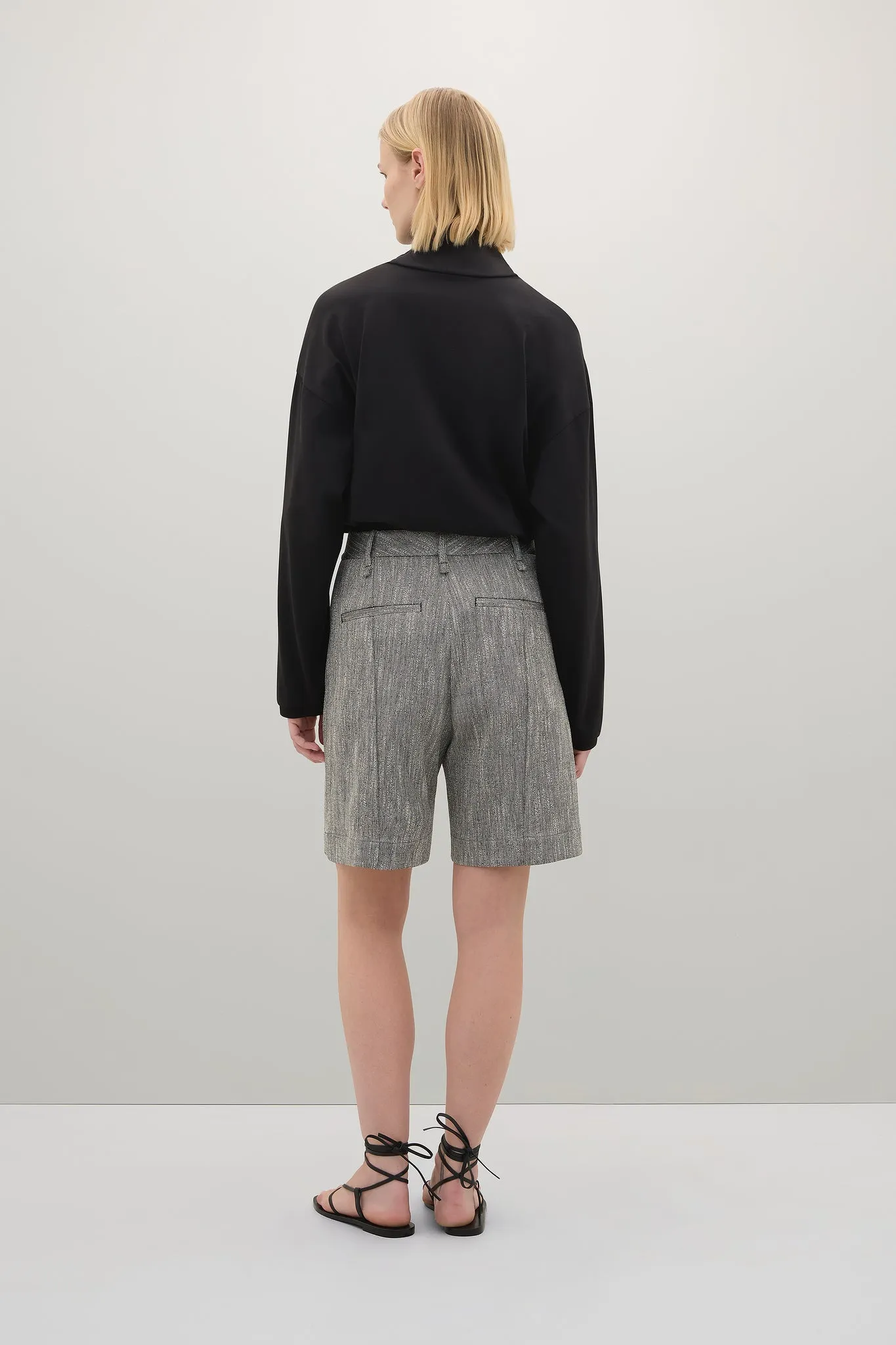 The Keely Short sold by A.EMERY product image thumbnail 3