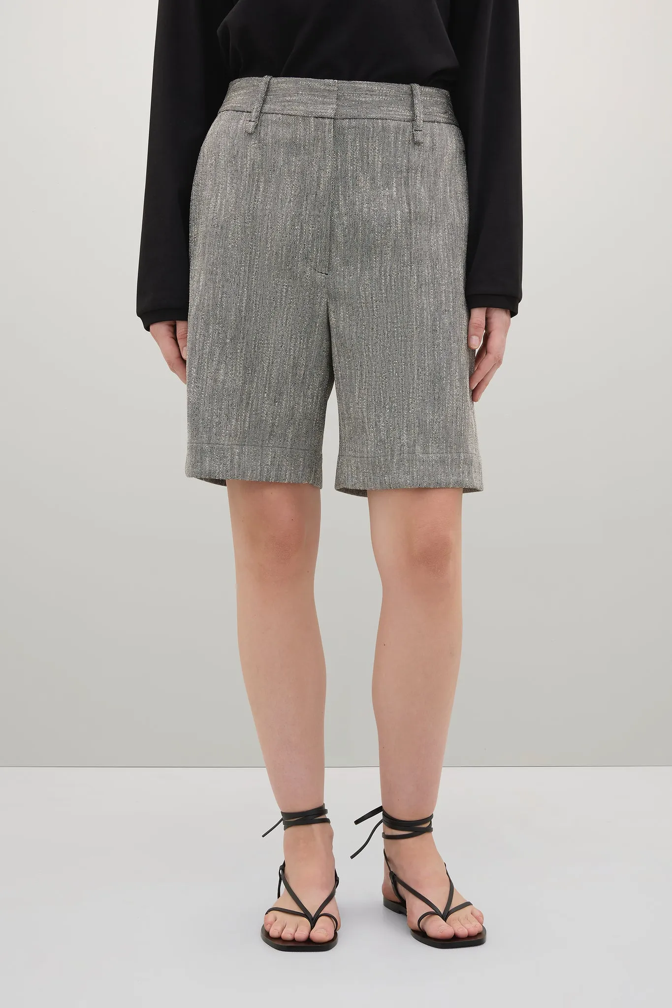 The Keely Short sold by A.EMERY product image thumbnail 2