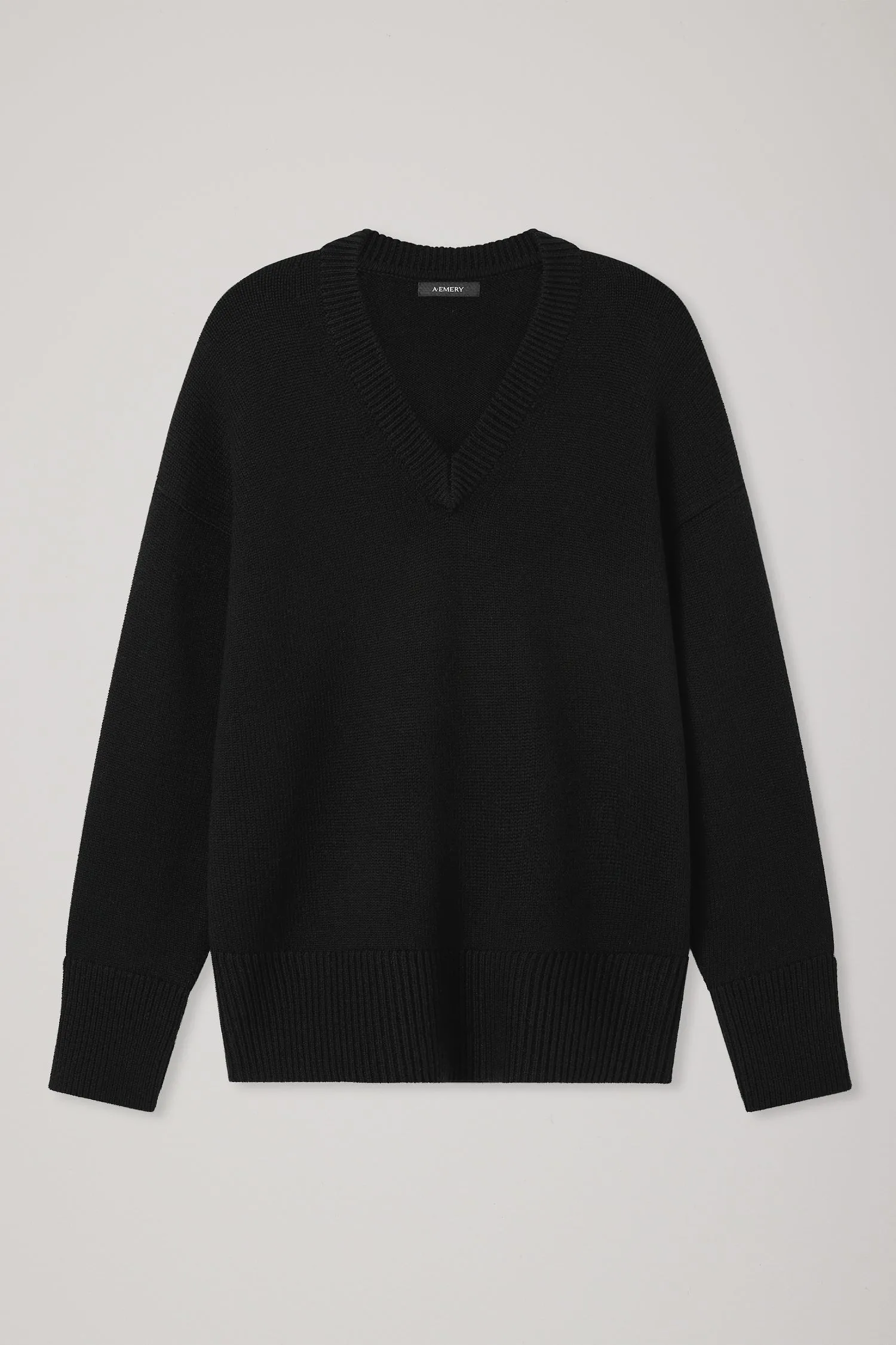 The Lewis Knit sold by A.EMERY product image thumbnail 4