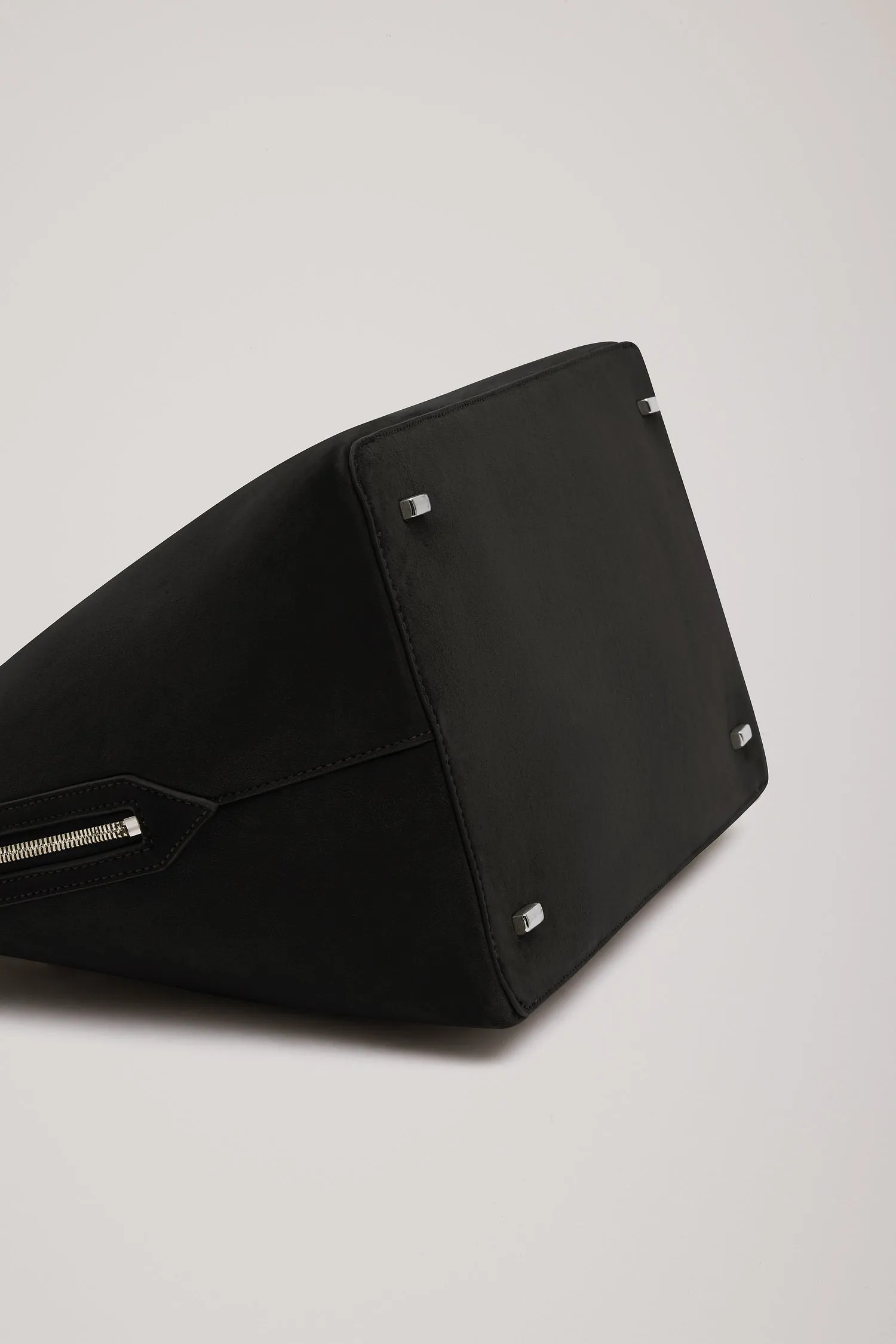 The Harnick Bag sold by A.EMERY product image thumbnail 5