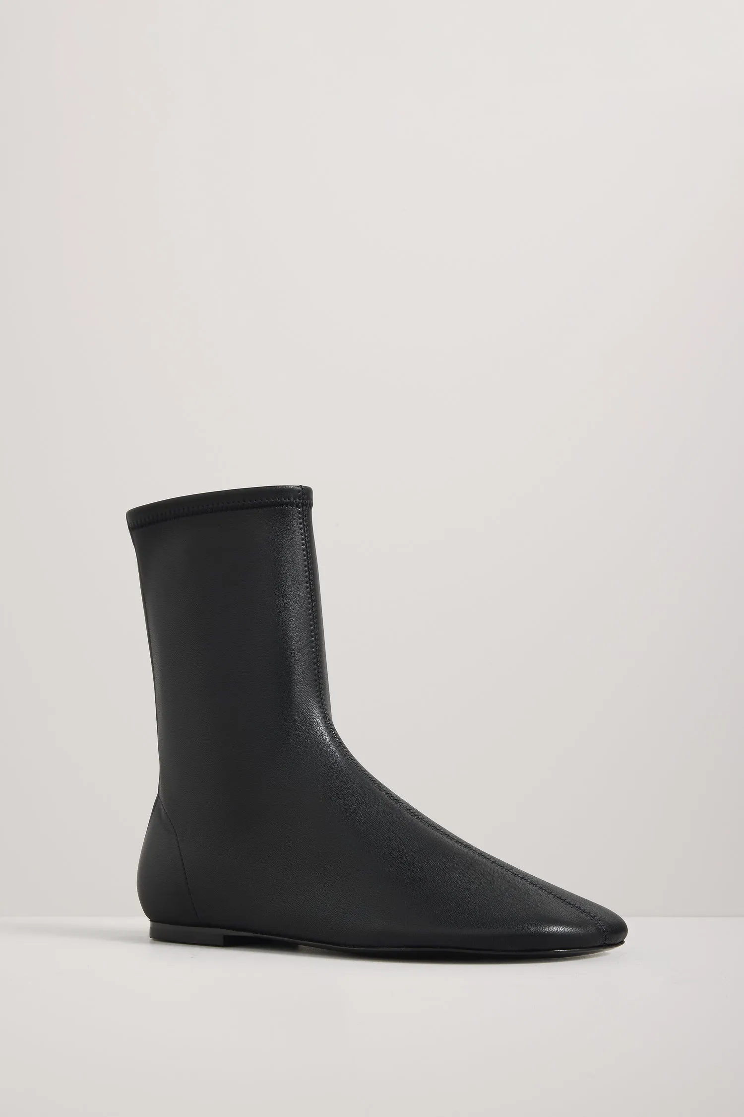 The Sutherland Boot sold by A.EMERY product image thumbnail 2