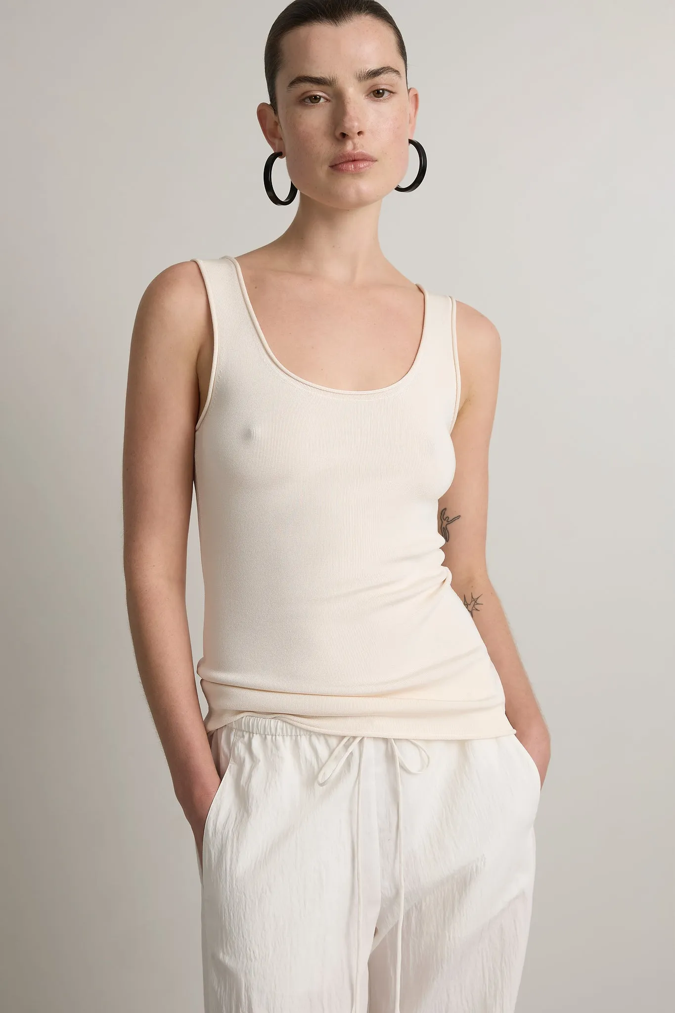 The Fyne Tank sold by A.EMERY product image thumbnail 2