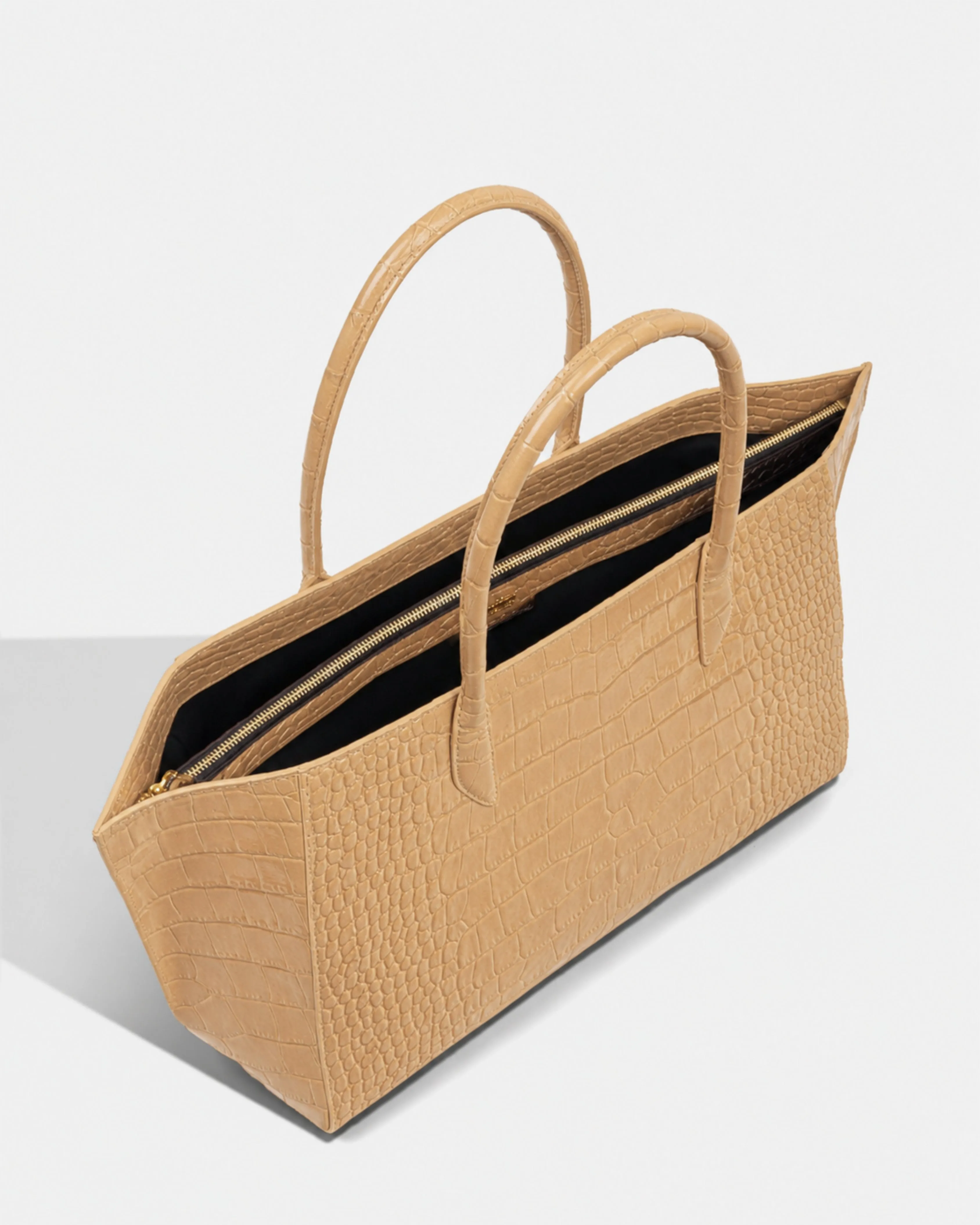 Chloe Tote sold by Aureum Collective product image thumbnail 3