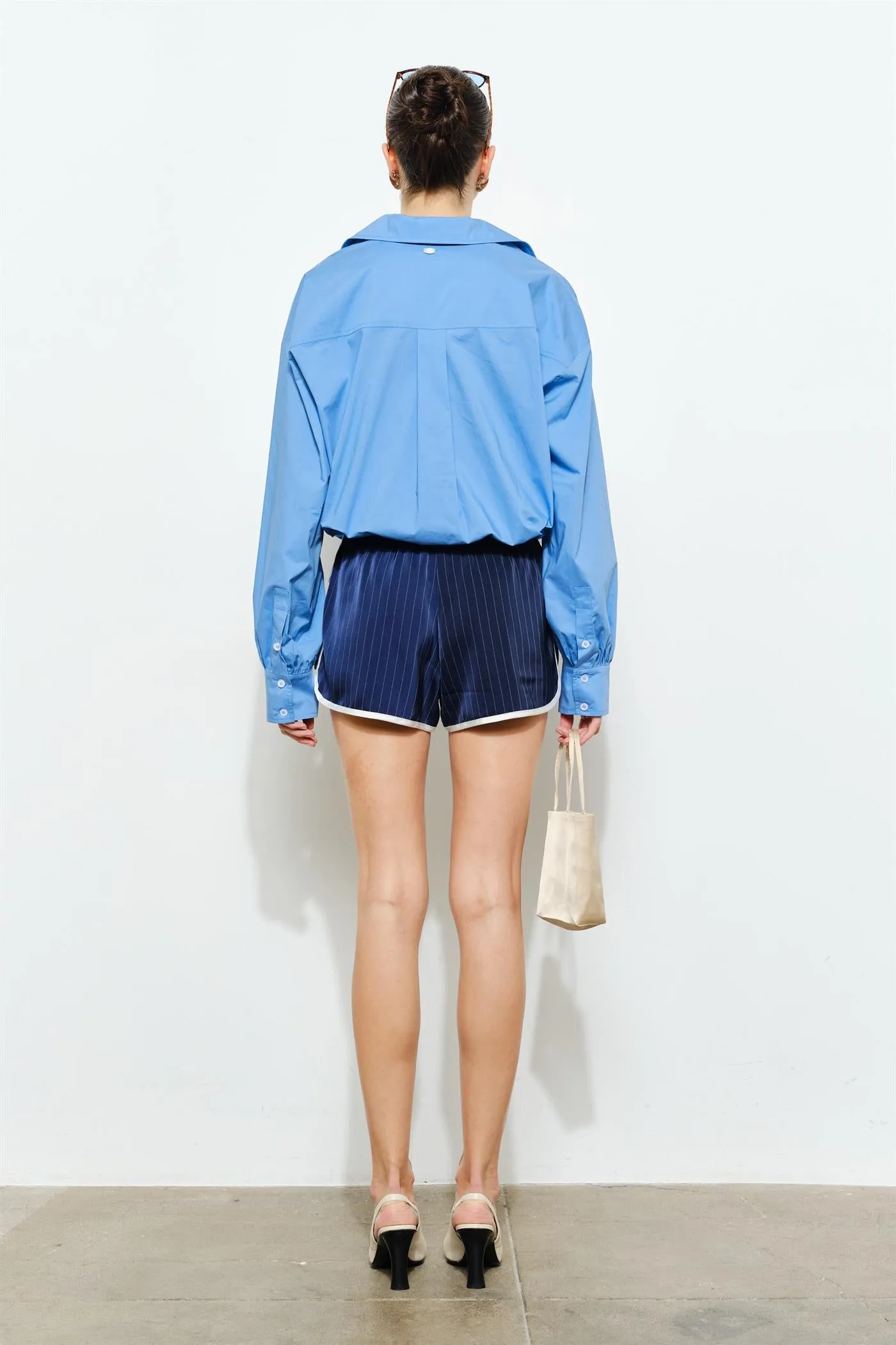 LC2845T | Delphine Cotton Poplin Cropped Oversized Button-Down Top sold by Loucia product image thumbnail 3