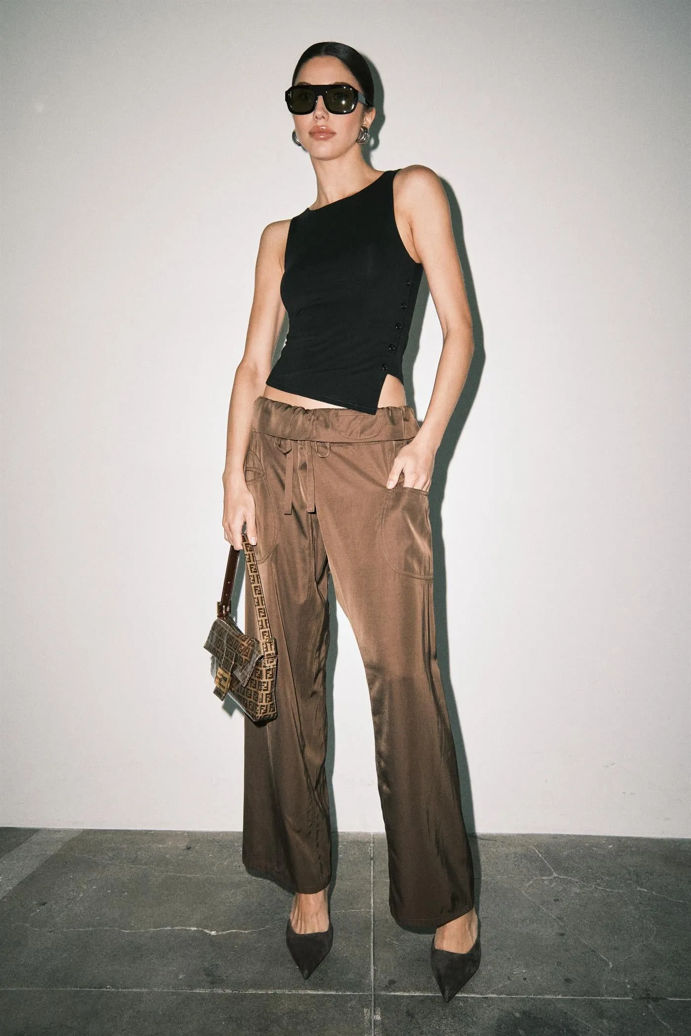 LC3092T | Laura Jersey Knit Side Button Asymmetric Hem Tank Top sold by Loucia product image thumbnail 5