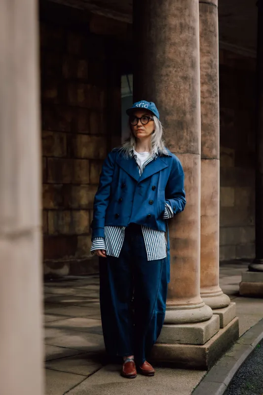 Women's Bacall Cropped Trench Navy made by Gloverall