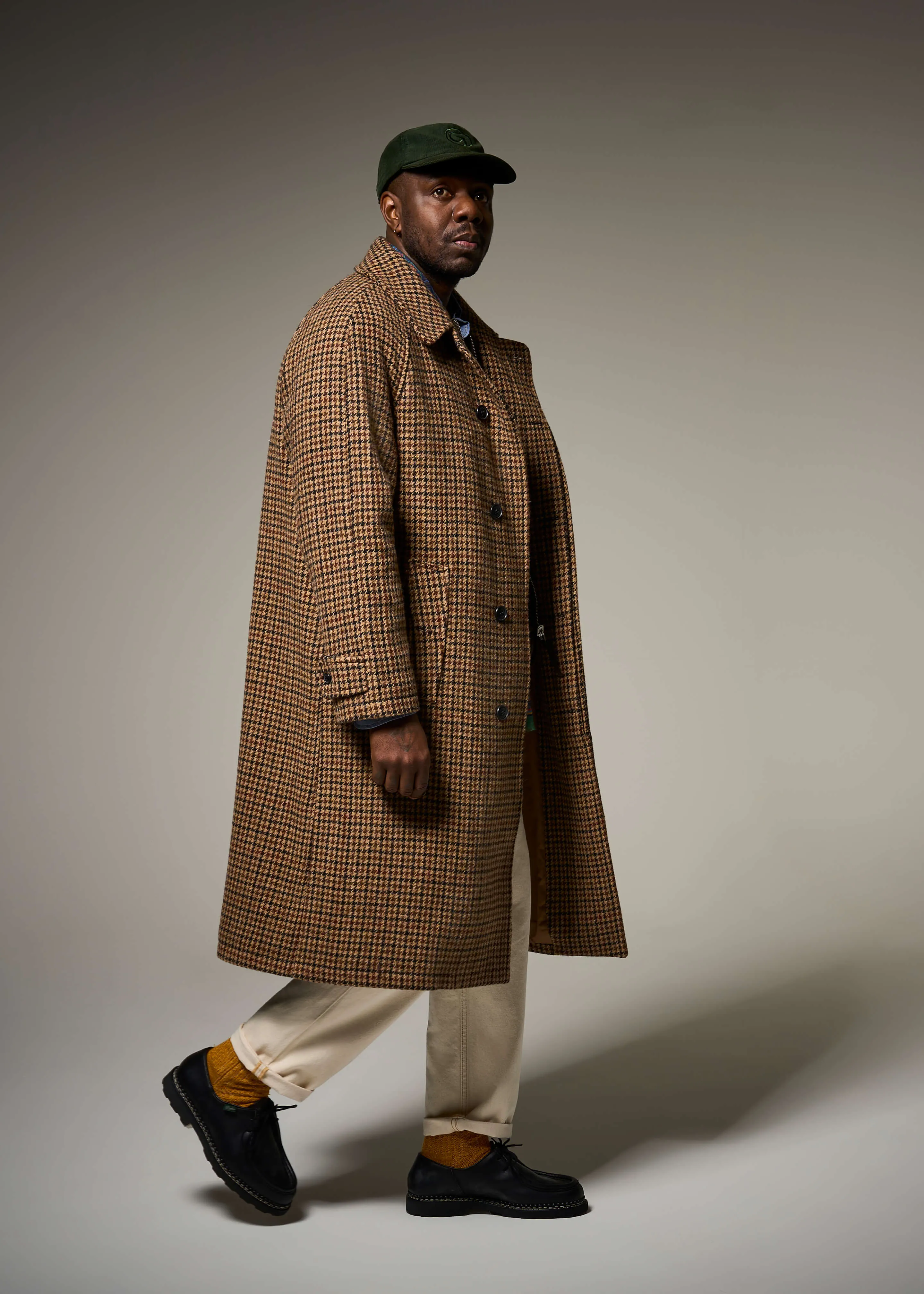 Men's Hynes Harris Tweed Overcoat Brown Houndstooth sold by Gloverall product image thumbnail 4