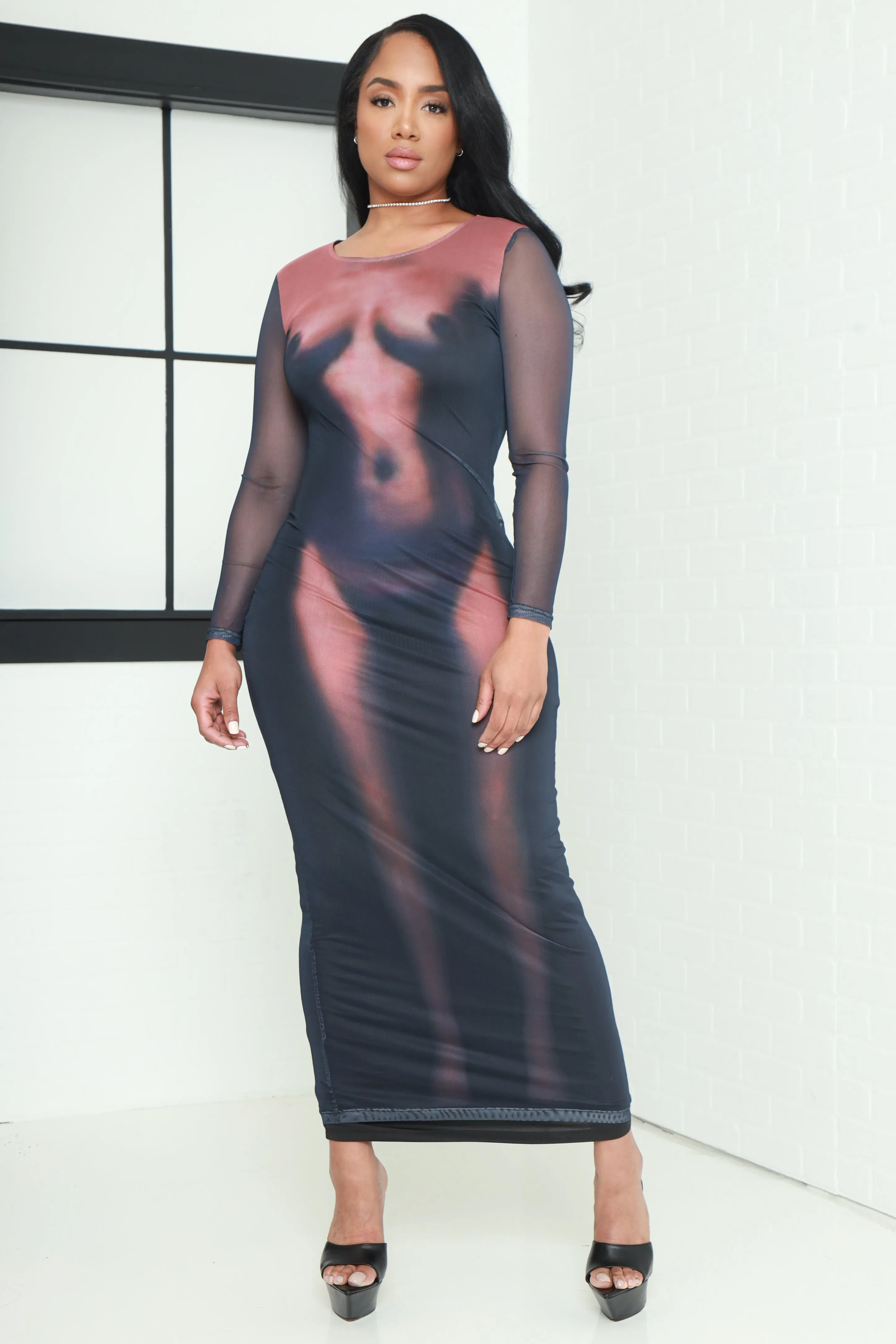 Body Shop Long Sleeve Graphic Maxi Dress - Black sold by Swankaposh product image thumbnail 4