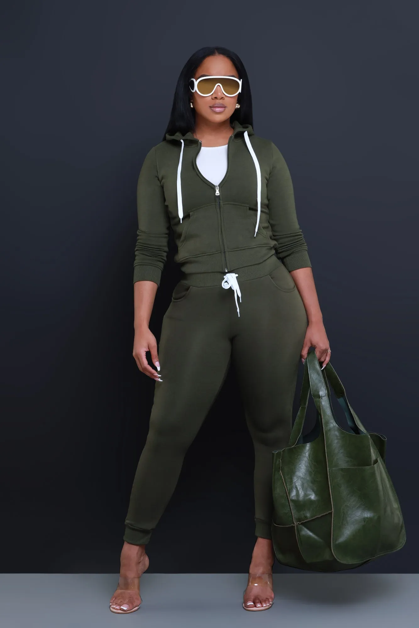 Like That Jogger Set - Olive sold by Swankaposh