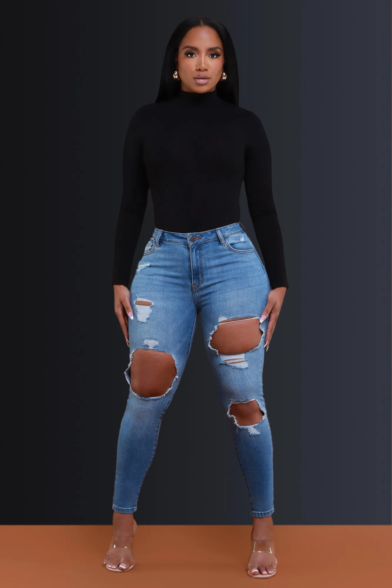 Fact Check Hourglass Distressed Skinny Jeans - Light Wash sold by Swankaposh