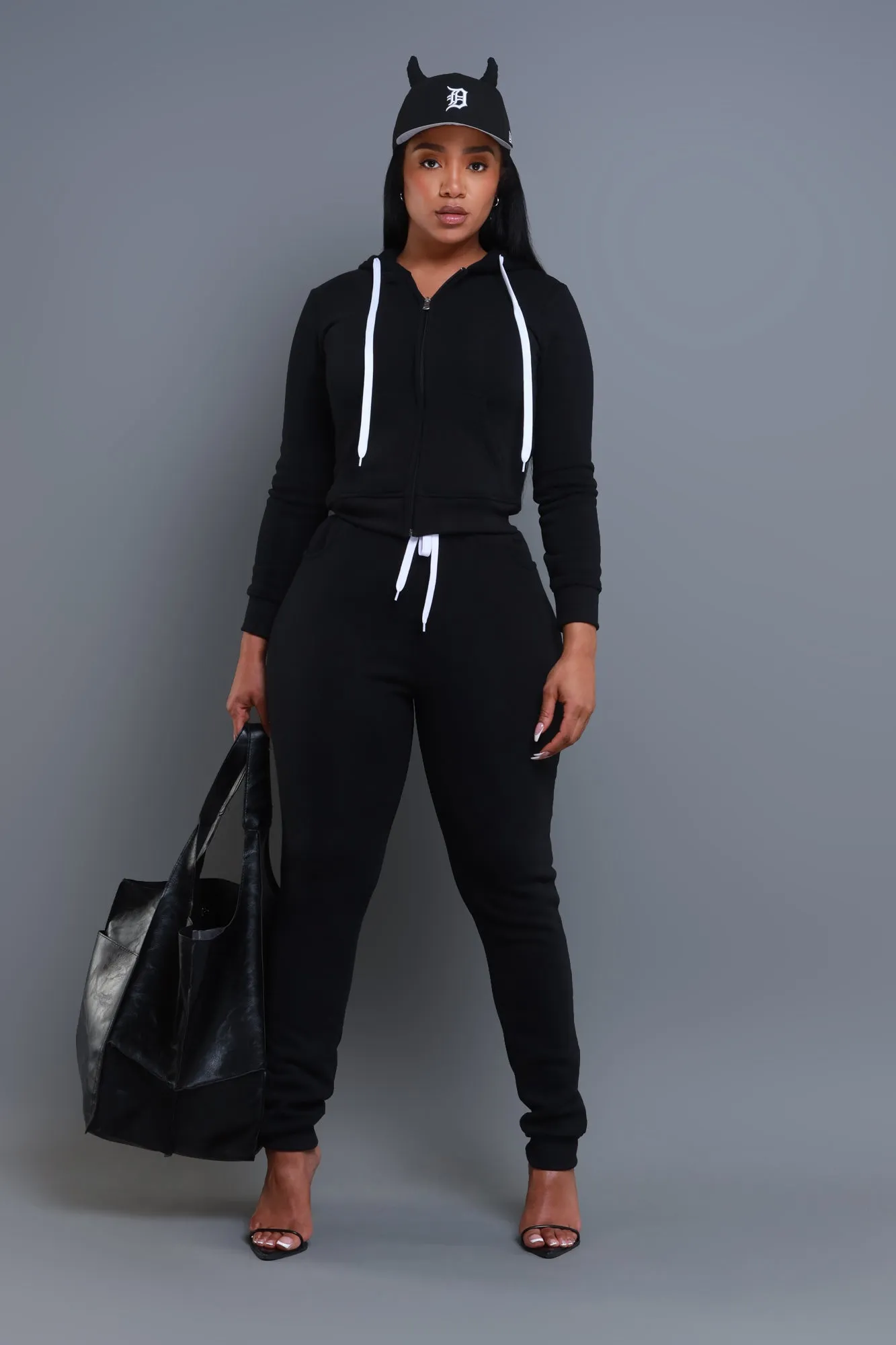 Like That Jogger Set - Black sold by Swankaposh
