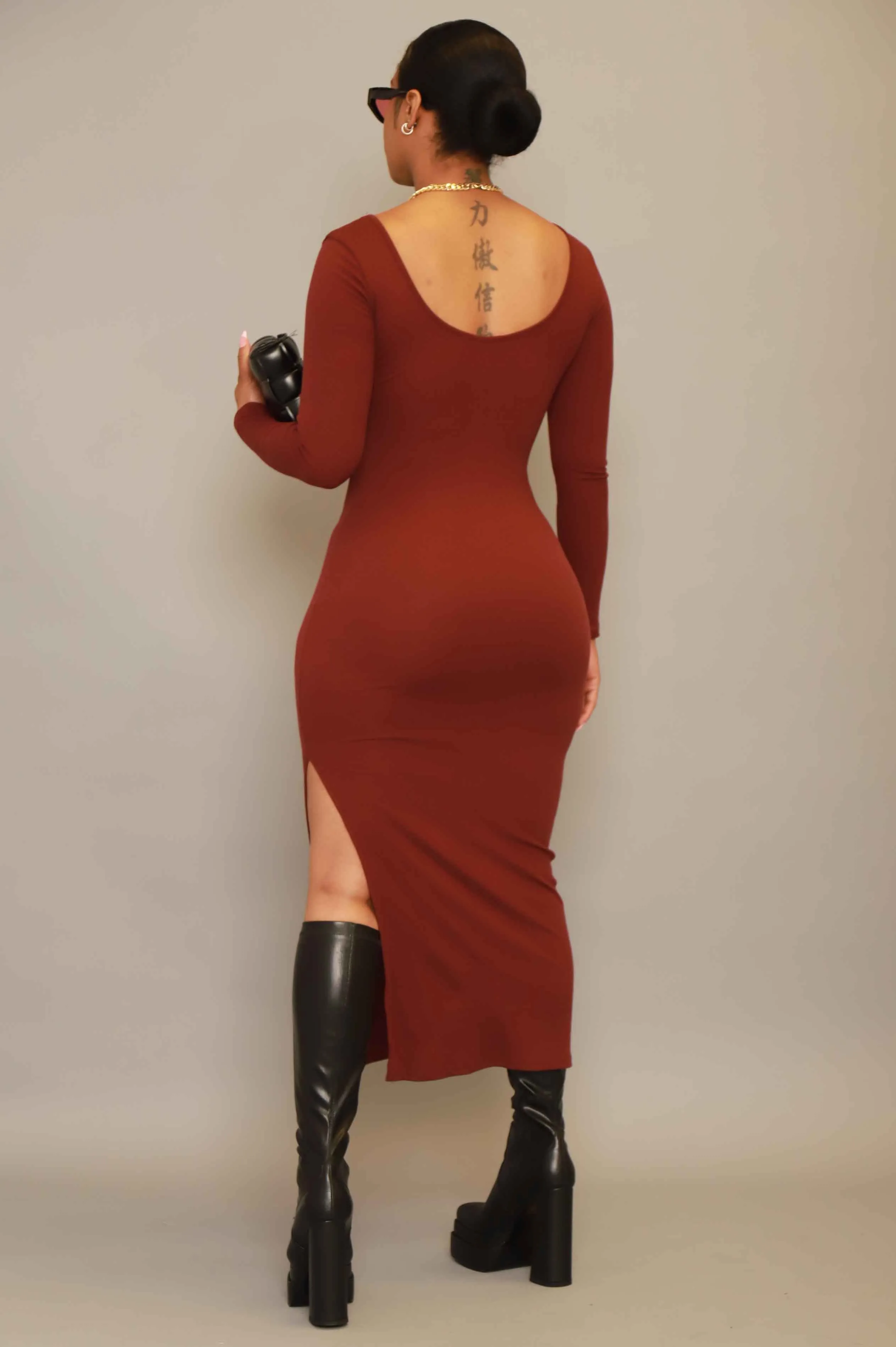Good Love Scoop Neck Midi Dress - Merlot sold by Swankaposh product image thumbnail 3