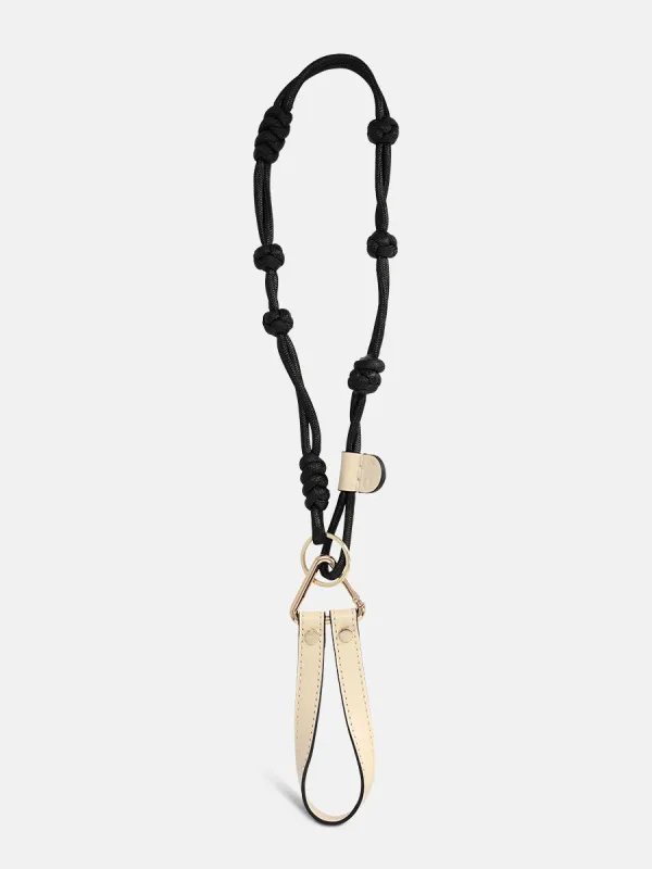 KNOT CHARM made by Clio