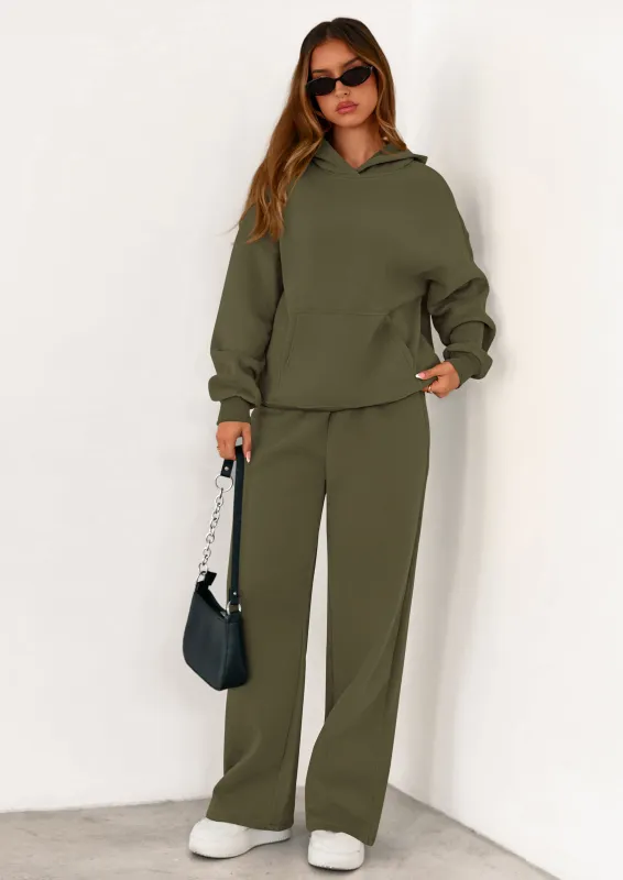 PRETTYGARDEN Women's 2 Piece Outfits Fall Sweatsuits Oversized Hoodies Wide Leg Sweatpants Tracksuits Lounge Matching Sets made by PrettyGarden