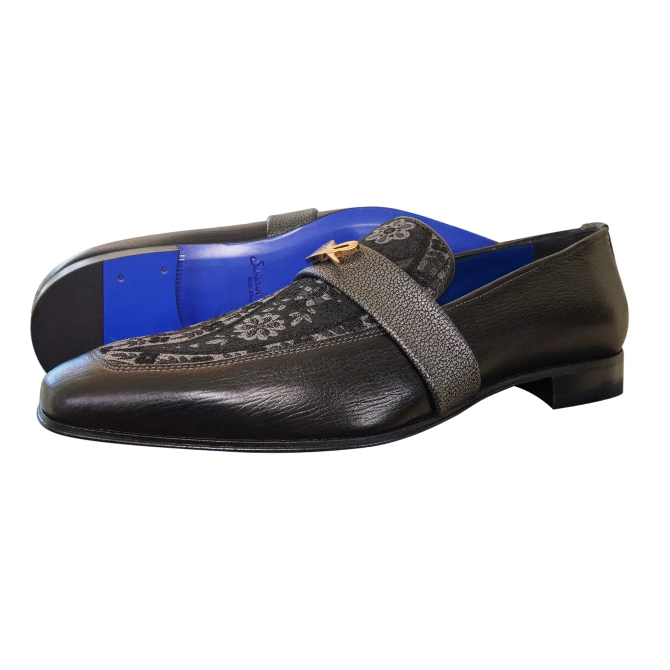 Nero Gunmetal Paisley With Yellow Gold Hardware Loafer sold by Sebastian Cruz Couture product image thumbnail 2