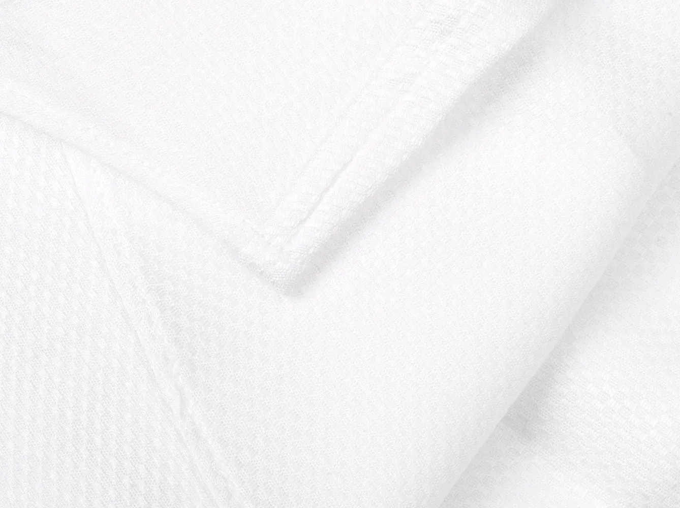 White Evento Tuxedo Shirt @ The Vault sold by Sebastian Cruz Couture product image thumbnail 5