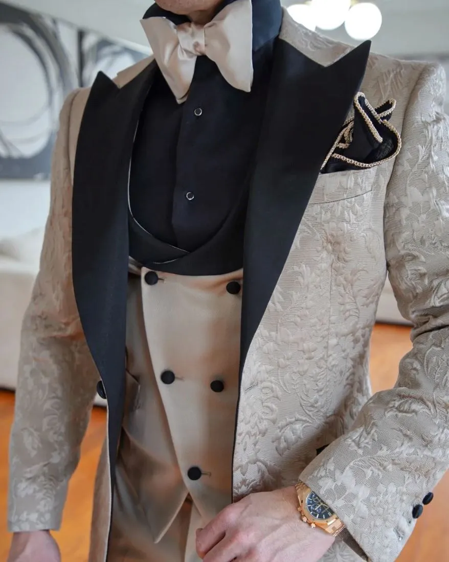 Champagne Oro Fiore and Black Jacket sold by Sebastian Cruz Couture product image thumbnail 2