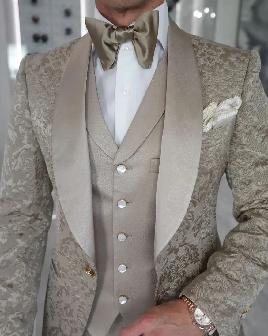Champagne Oro Fiore Dinner Jacket sold by Sebastian Cruz Couture product image thumbnail 2