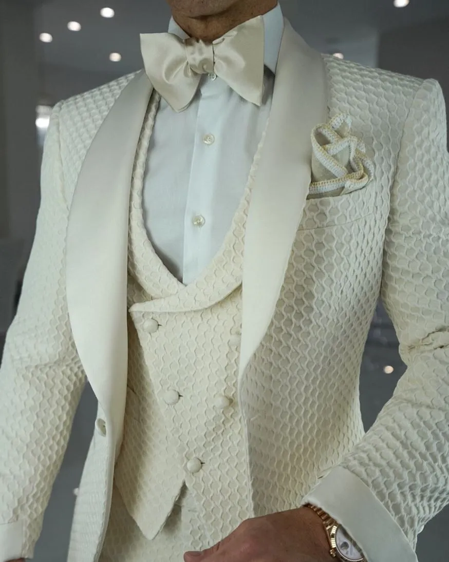 Vaniglia Honeycomb Smoking Jacket sold by Sebastian Cruz Couture product image thumbnail 2