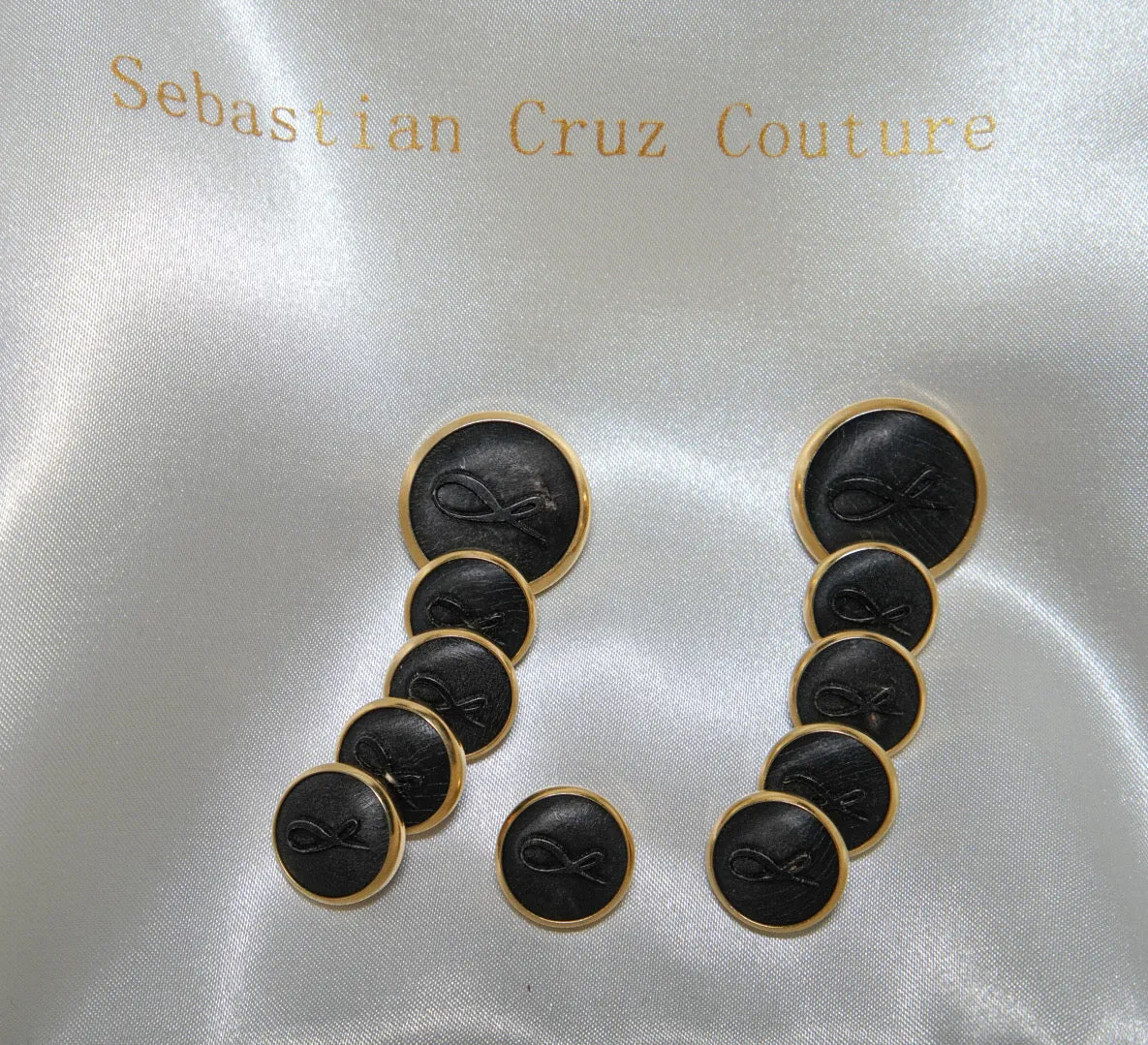 Nero Horn With Gold Tone Buttons For Sports Jacket sold by Sebastian Cruz Couture product image thumbnail 2