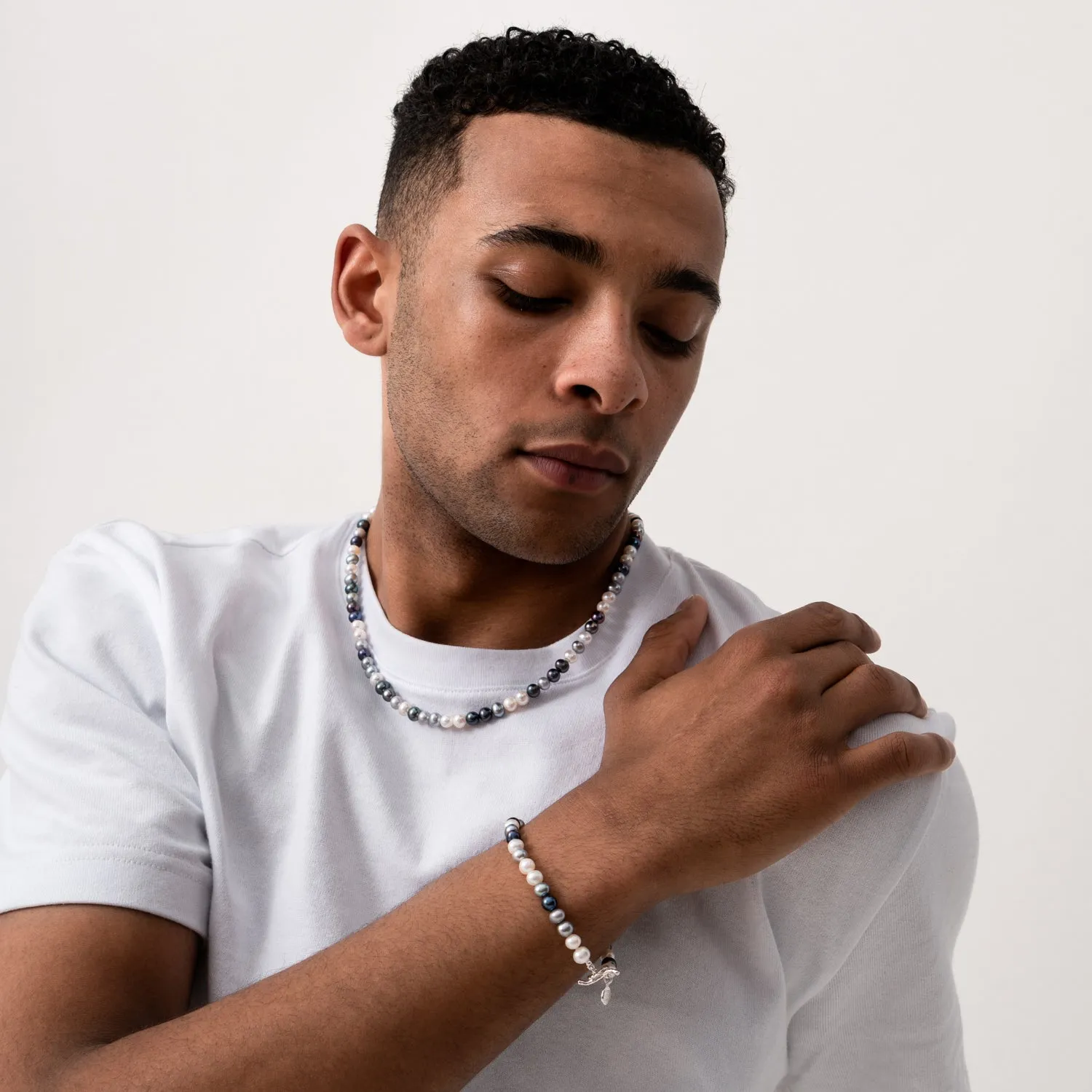 Men's Mixed Pearls Bracelet sold by Dower & Hall product image thumbnail 4