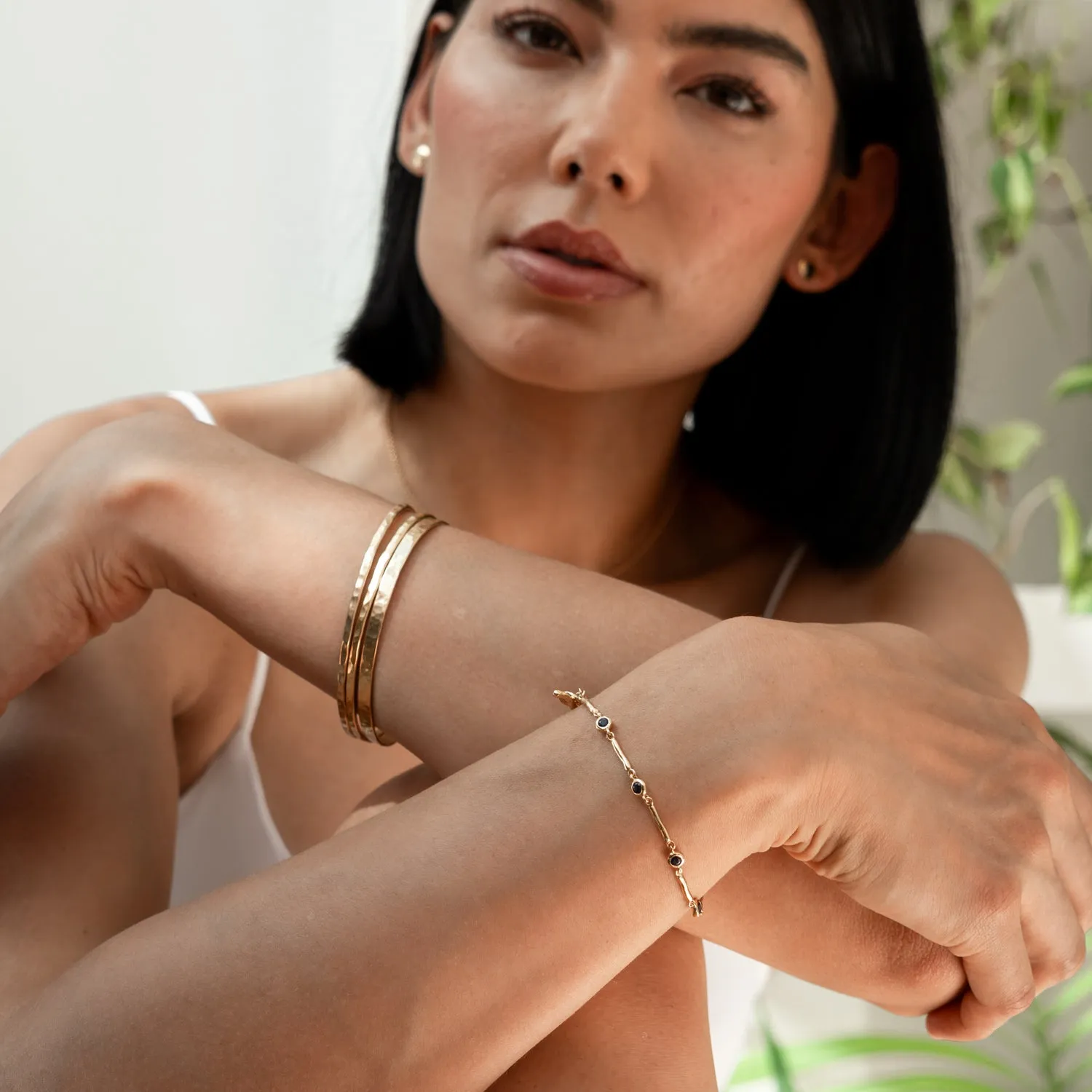 Blue Sapphire Dewdrops Link Bracelet sold by Dower & Hall product image thumbnail 5