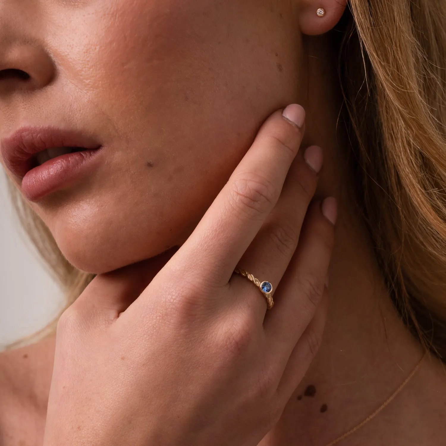 14k Twist Narrative Ring with 4mm Blue Sapphire sold by Dower & Hall product image thumbnail 2