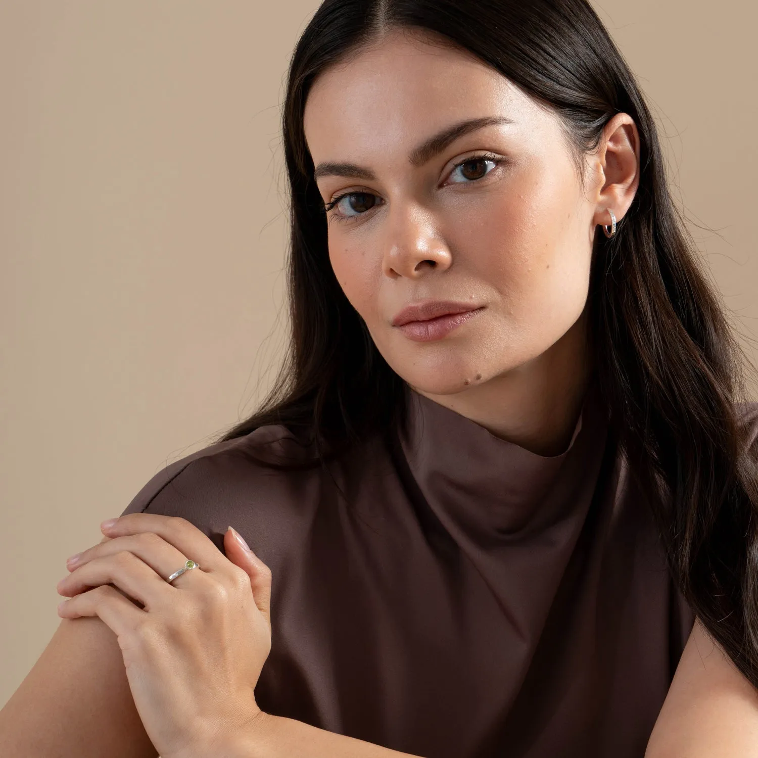 4mm Peridot Hammered Twinkle Ring sold by Dower & Hall product image thumbnail 5