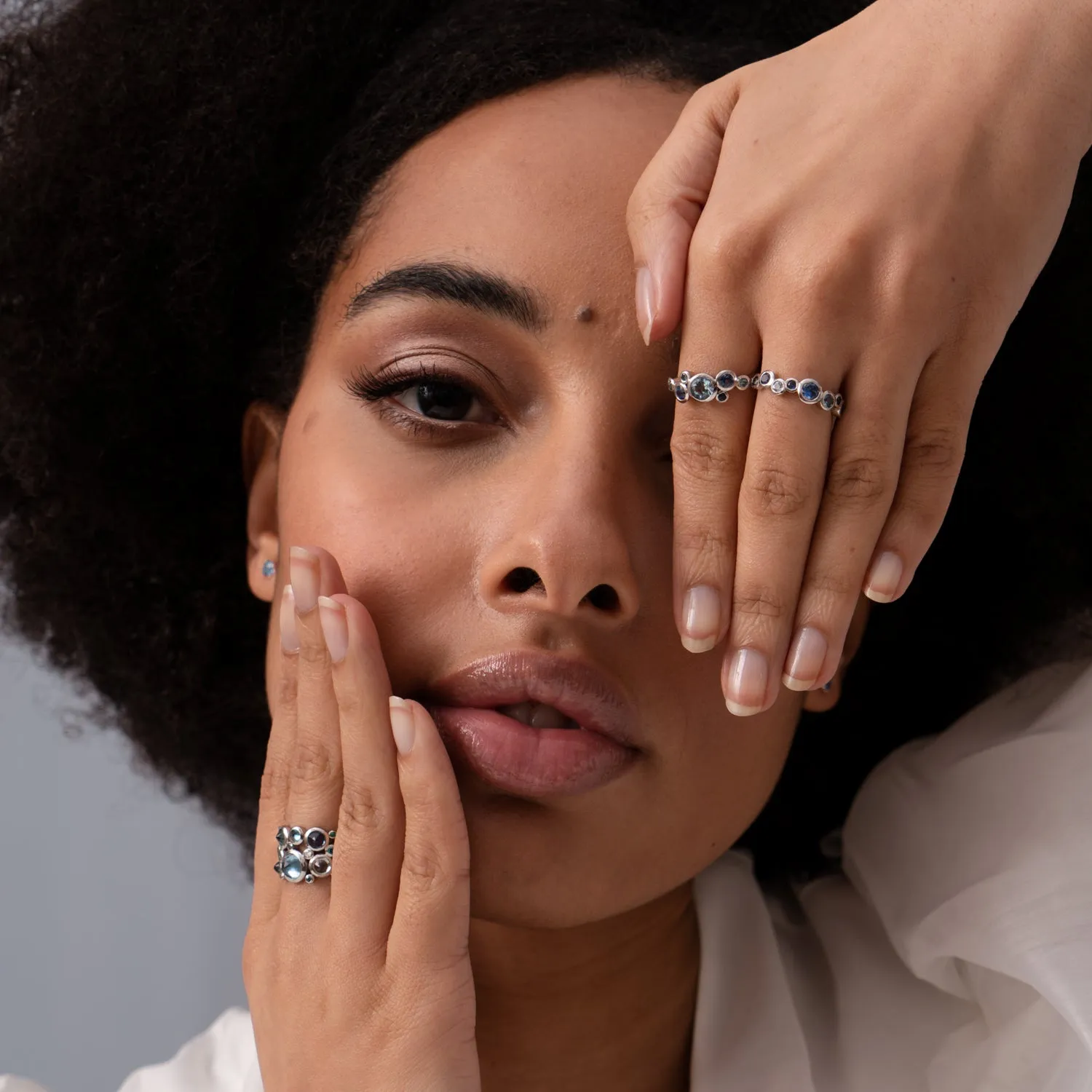 18k Sapphire & Aquamarine Cascade Cluster Ring sold by Dower & Hall product image thumbnail 2