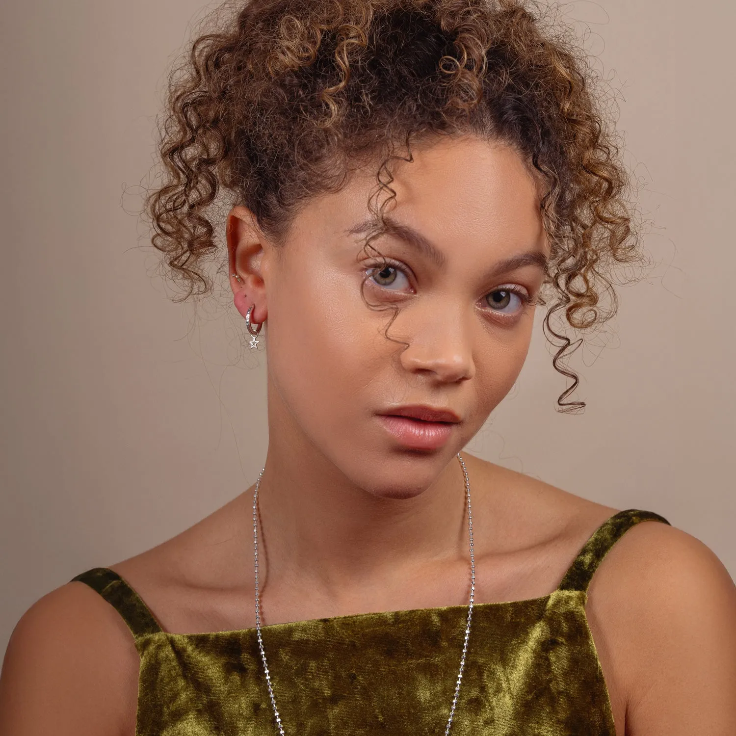 Long Orb Chain Necklace sold by Dower & Hall product image thumbnail 4