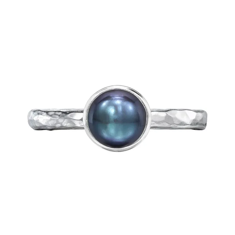 6mm Peacock Pearl Hammered Twinkle Ring made by Dower & Hall