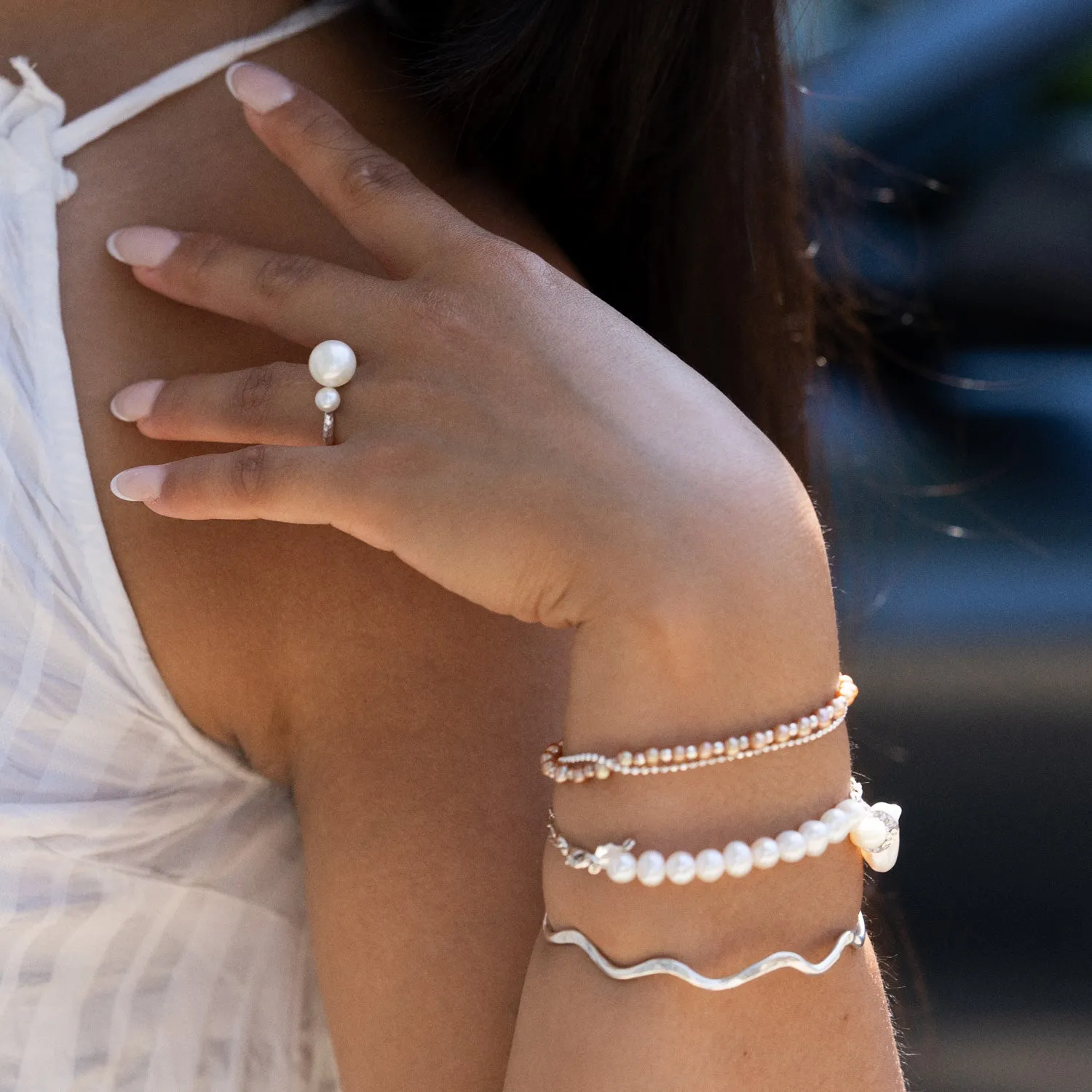 Freshwater & Biwa Luna Pearl™ Bracelet sold by Dower & Hall product image thumbnail 3