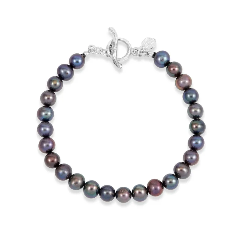 Peacock Freshwater Luna Pearl™ Bracelet made by Dower & Hall