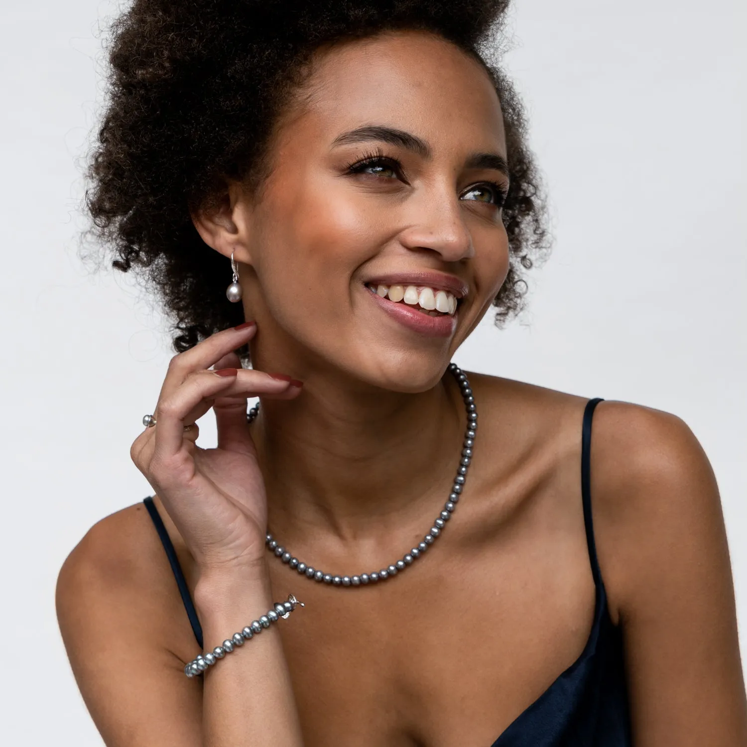 Dove Grey Freshwater Luna Pearl™ Bracelet sold by Dower & Hall product image thumbnail 5